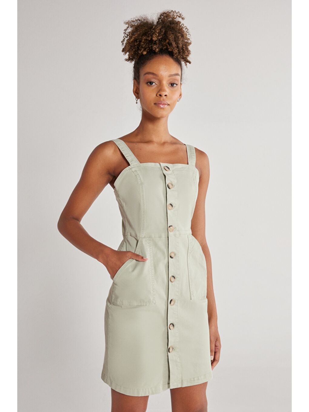 Regular Fit Normal Kesim Kolsuz Haki Esnek Jean Jean Elbise-3