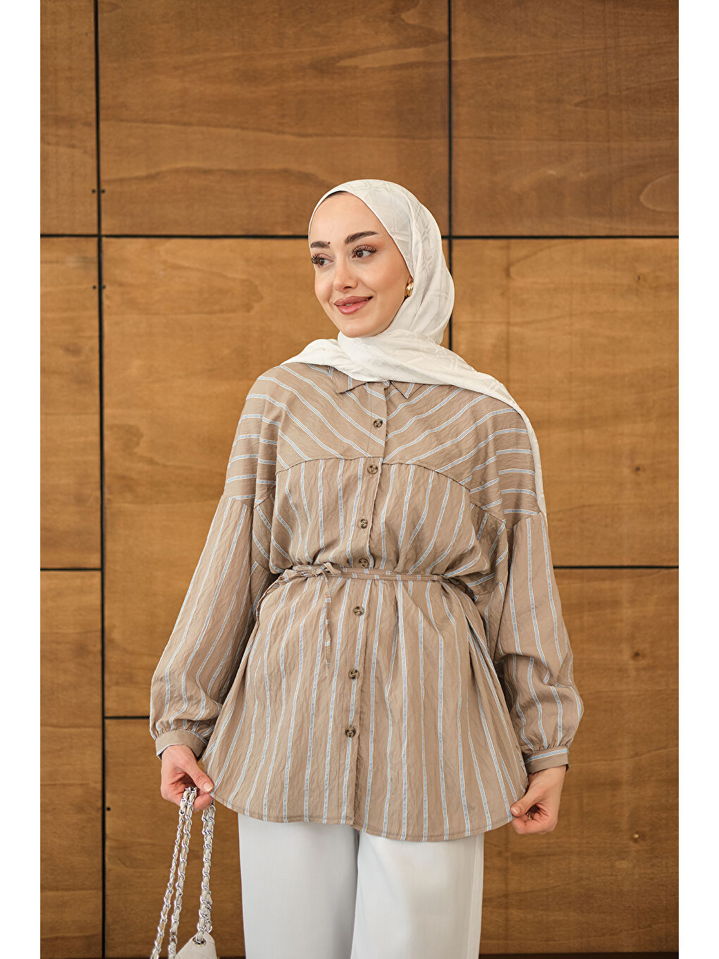 Bej Kadın Çizgi Detaylı Salaş Gömlek Vizon-2