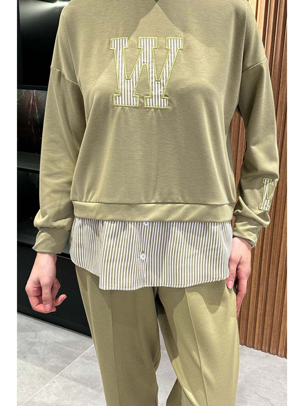 Haki Kadın Tesettür Gömlek Garnili Nakışlı Sweat Pantolon İkili Takım-5