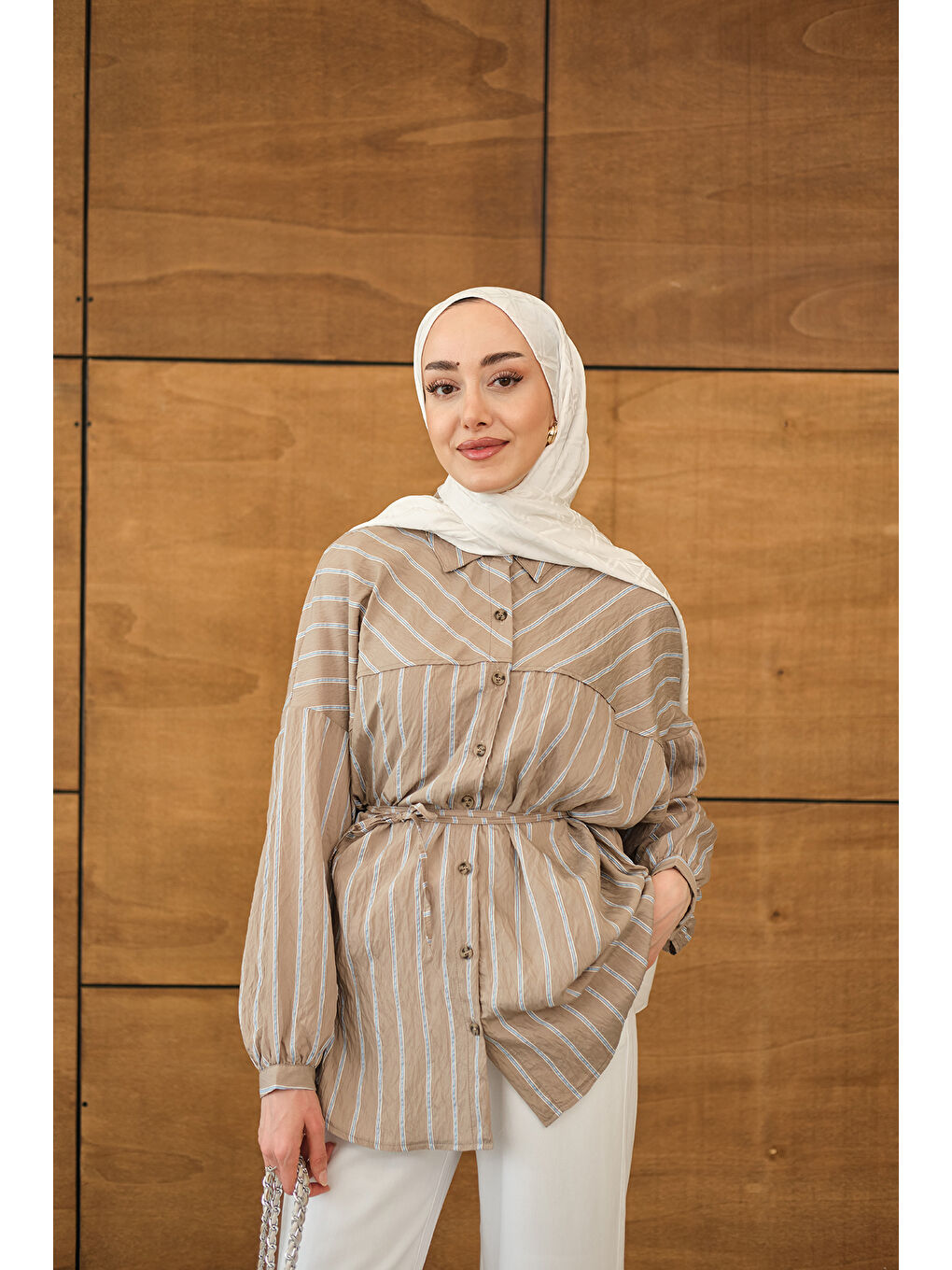 Bej Kadın Çizgi Detaylı Salaş Gömlek Vizon-3