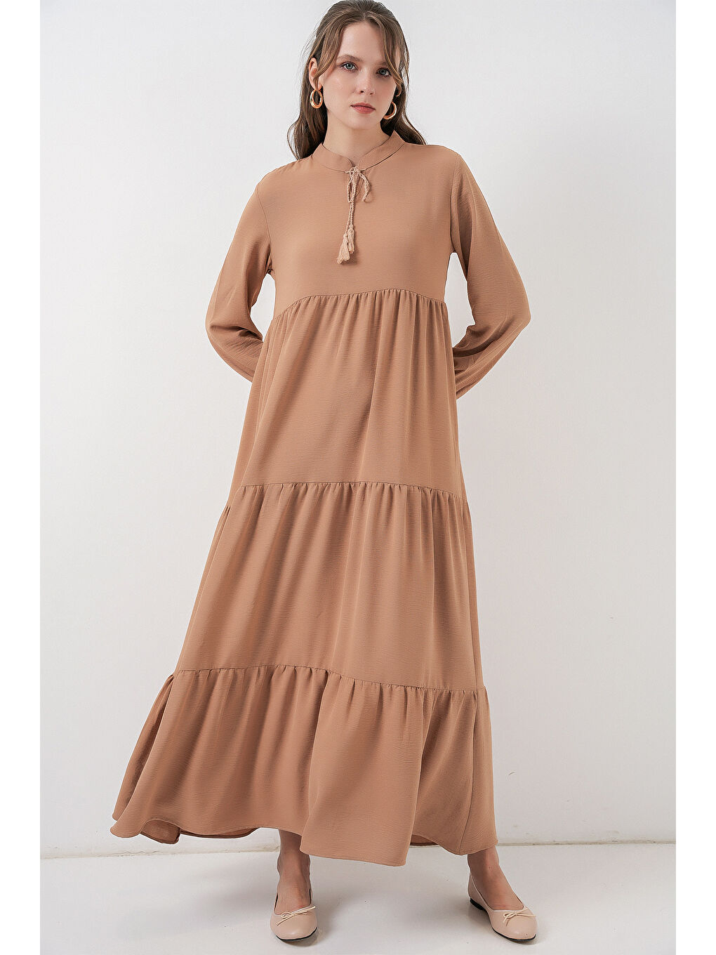 Bej T1627 Yaka Bağcıklı Elbise - D.Vizon-2