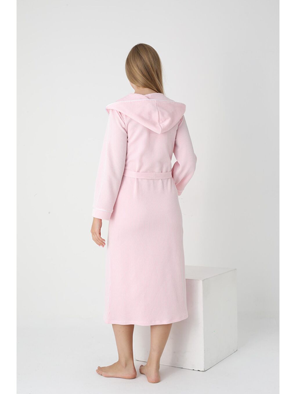 Pembe Beyaz Kapüşonlu Hamile ve Lohusa Çizgili Uzun Sabahlık-3