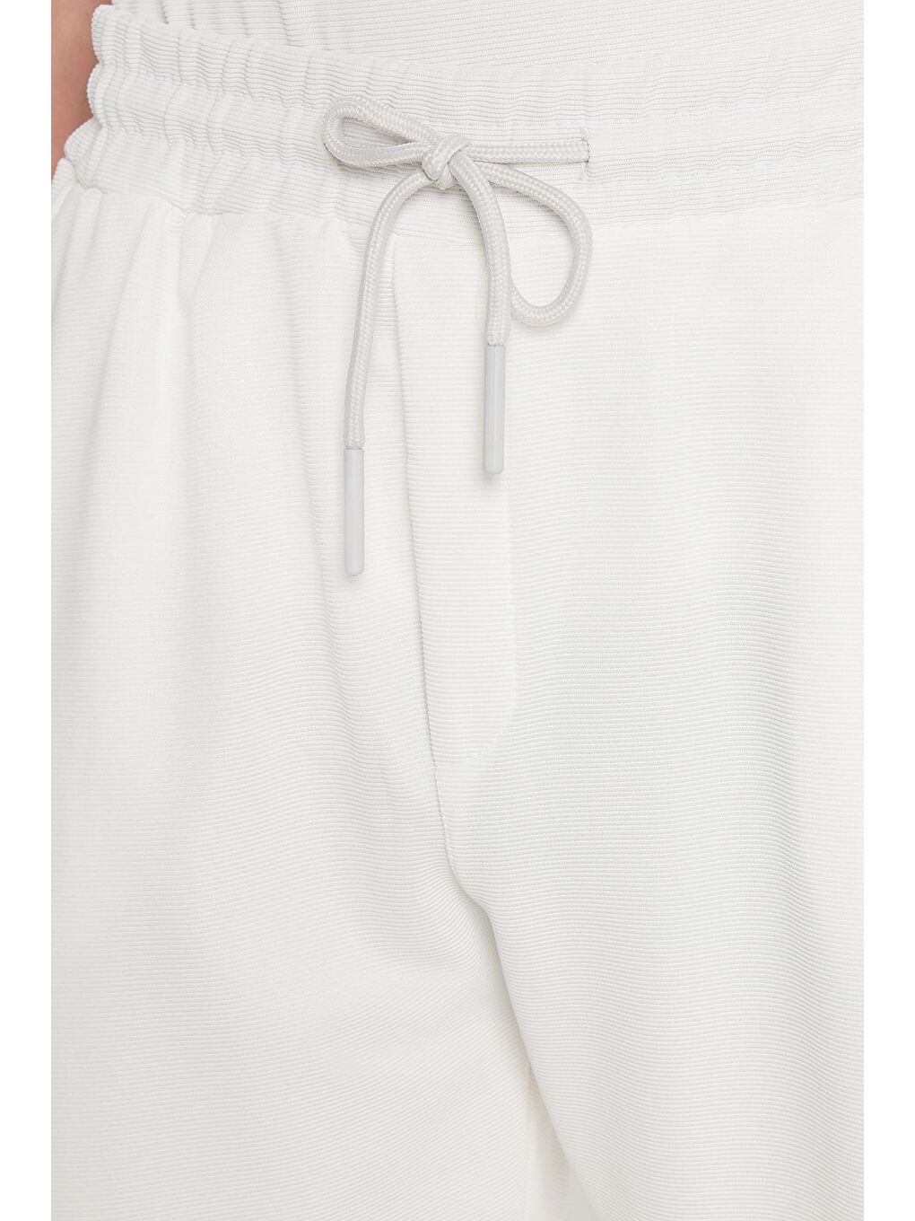 Erkek Standart Fit Normal Kesim Pamuklu Polo Yaka Beli Bağcıklı Beyaz Şort Takım-2