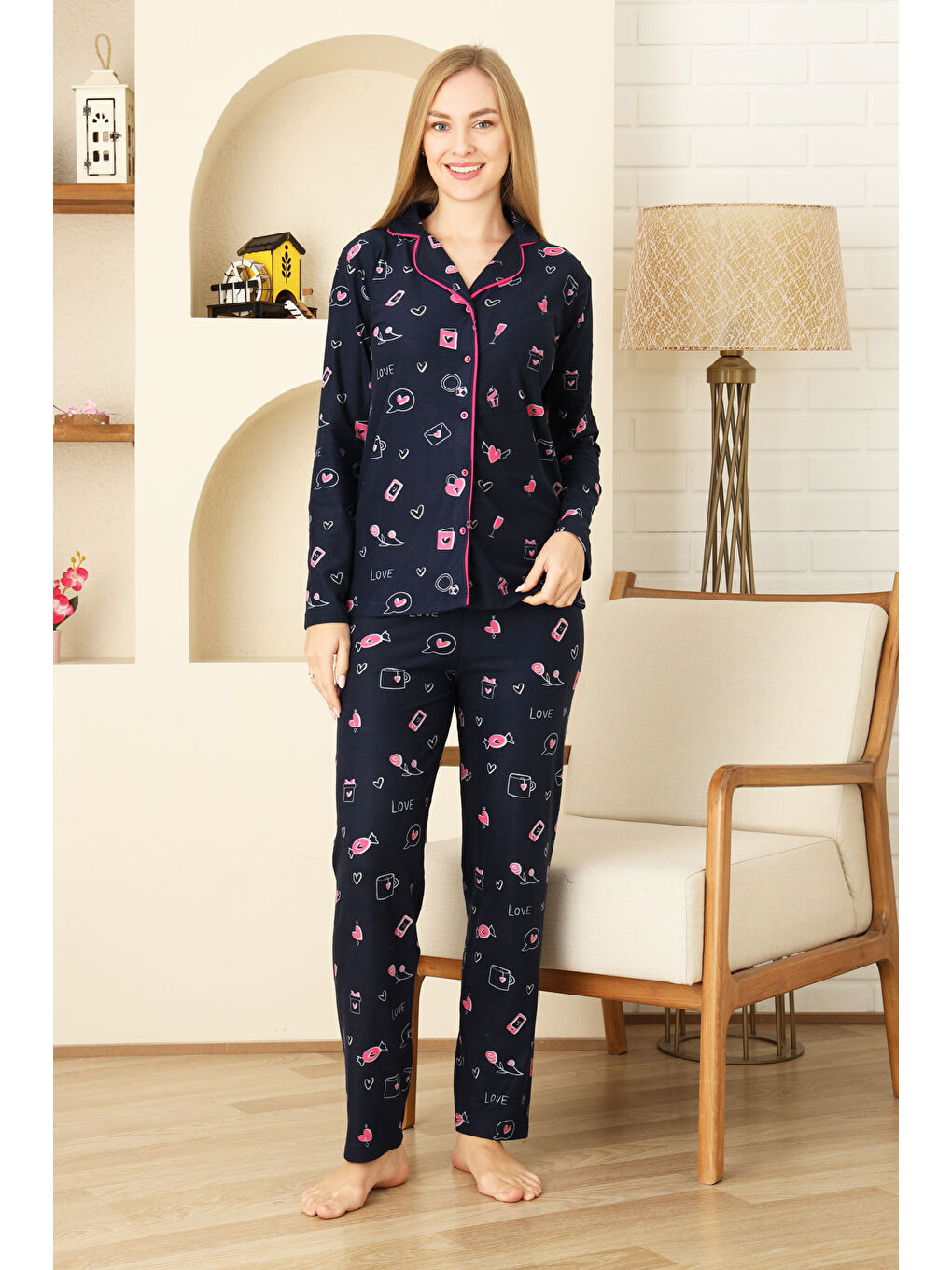 Lacivert Kadın Pat Yakalı-Baskılı ve Düğme Kapamalı-%100 Pamuk Pijama Takımı 12353