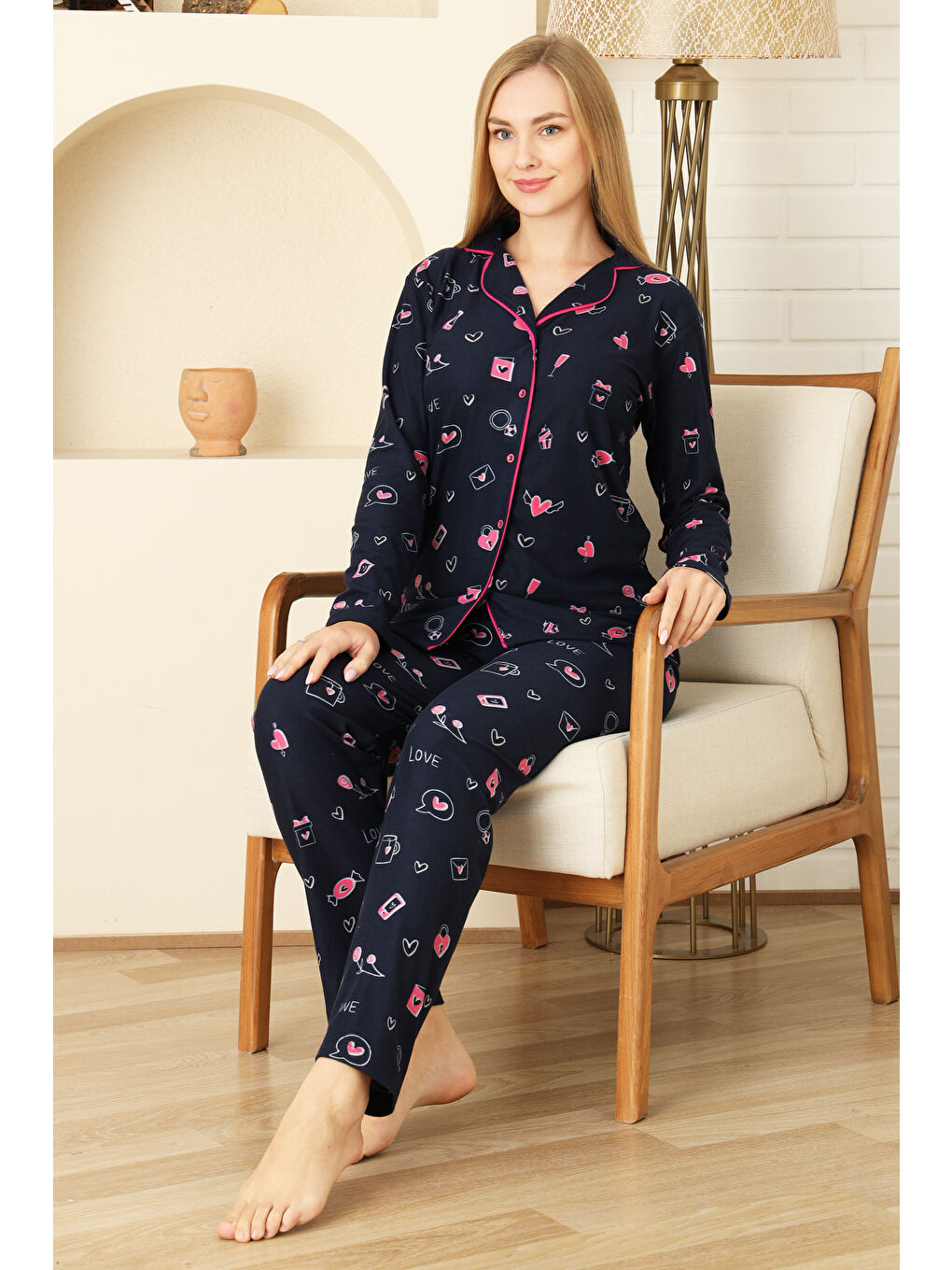 Lacivert Kadın Pat Yakalı-Baskılı ve Düğme Kapamalı-%100 Pamuk Pijama Takımı 12353-1