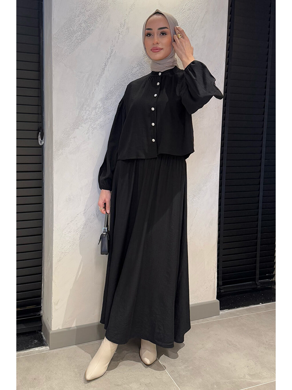 Siyah Cep Detaylı Etek Gömlek Tesettür İkili Takım-3
