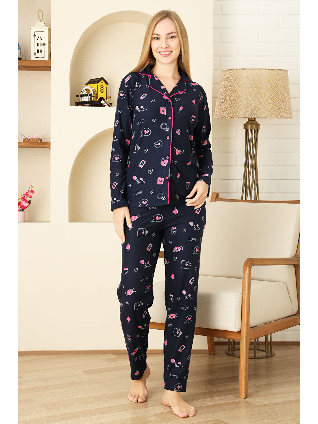 Lacivert Kadın Pat Yakalı-Baskılı ve Düğme Kapamalı-%100 Pamuk Pijama Takımı 12353-2