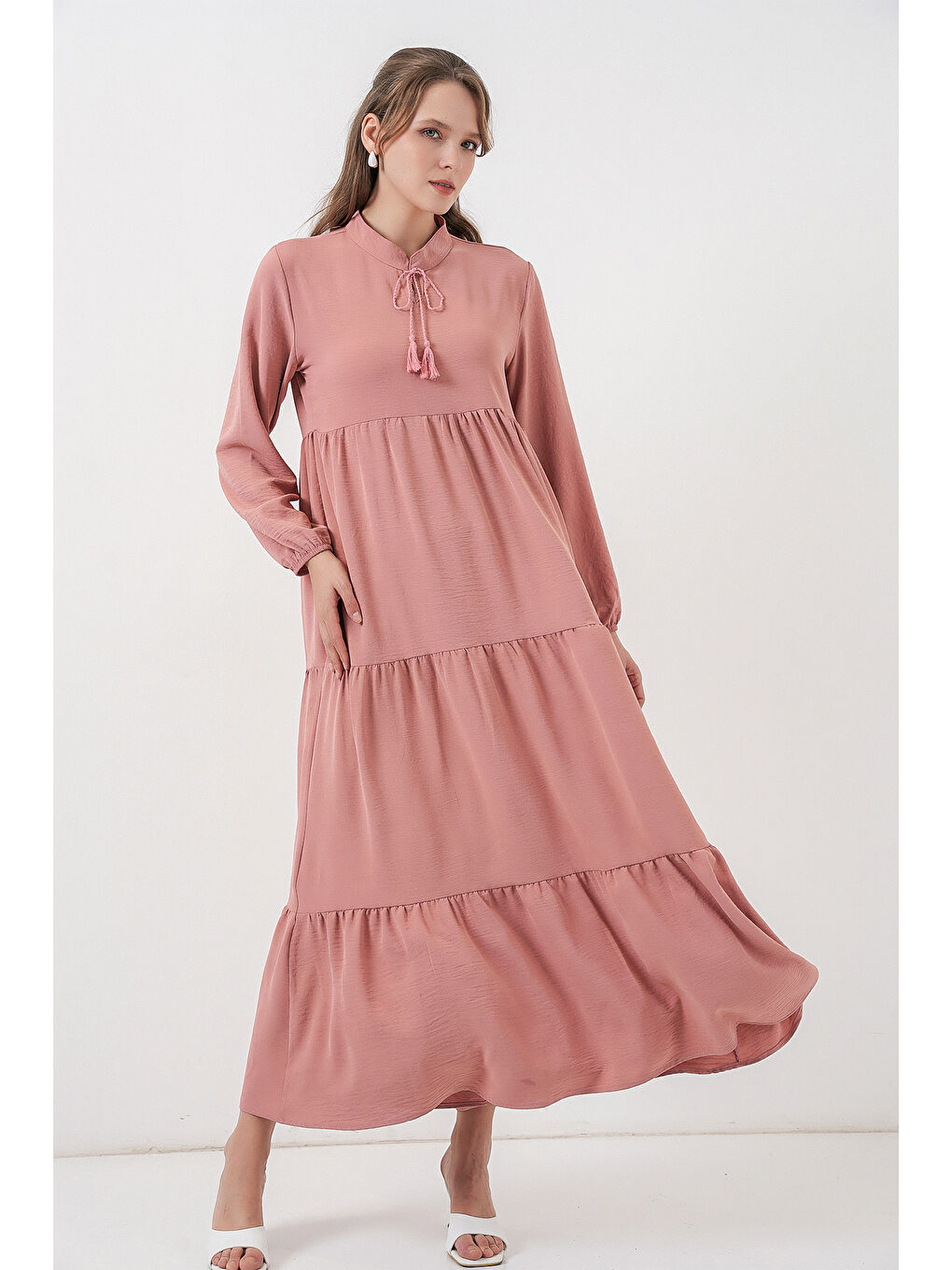 Pembe T1627 Yaka Bağcıklı Elbise - Pudra-2
