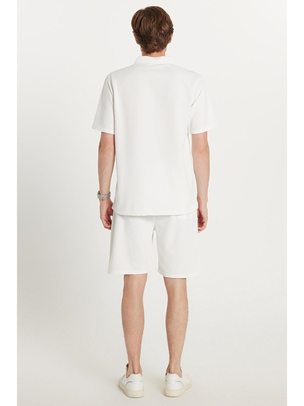 Erkek Standart Fit Normal Kesim Pamuklu Polo Yaka Beli Bağcıklı Beyaz Şort Takım-4