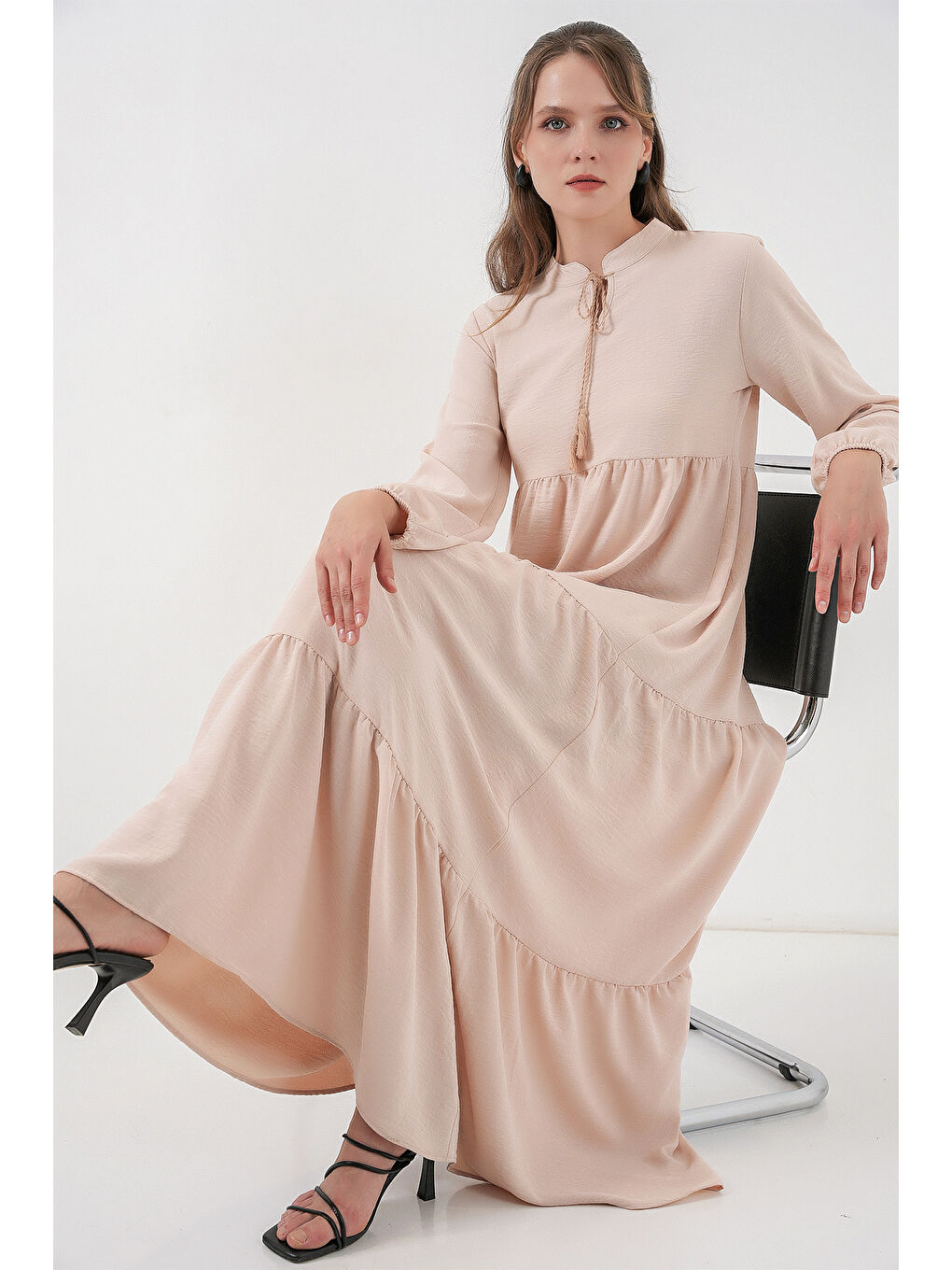 T1627 Yaka Bağcıklı Elbise - C. Bej-2