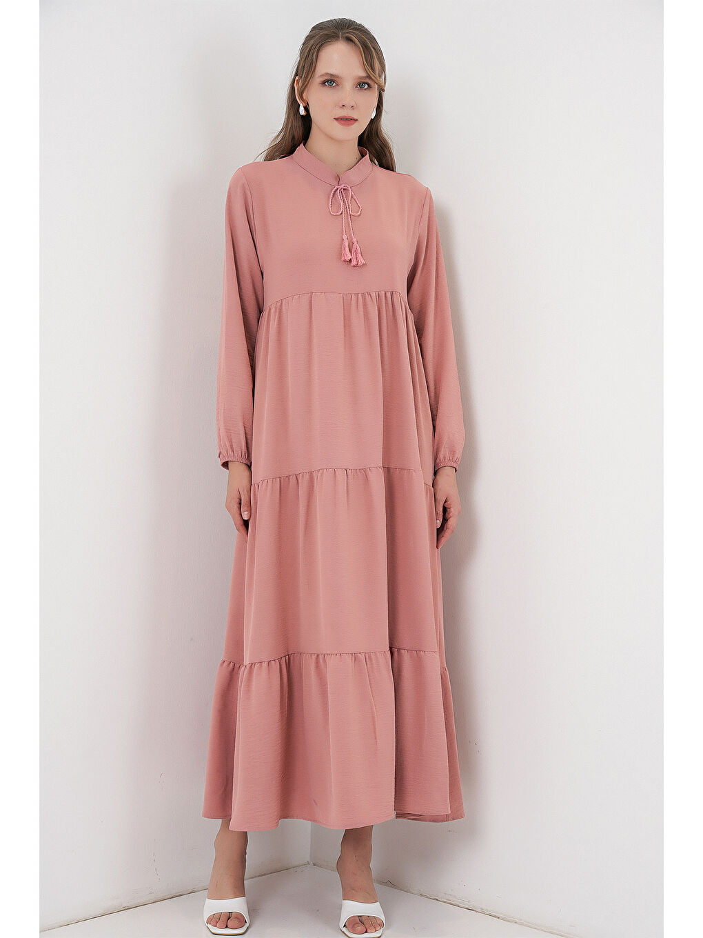 Pembe T1627 Yaka Bağcıklı Elbise - Pudra-3