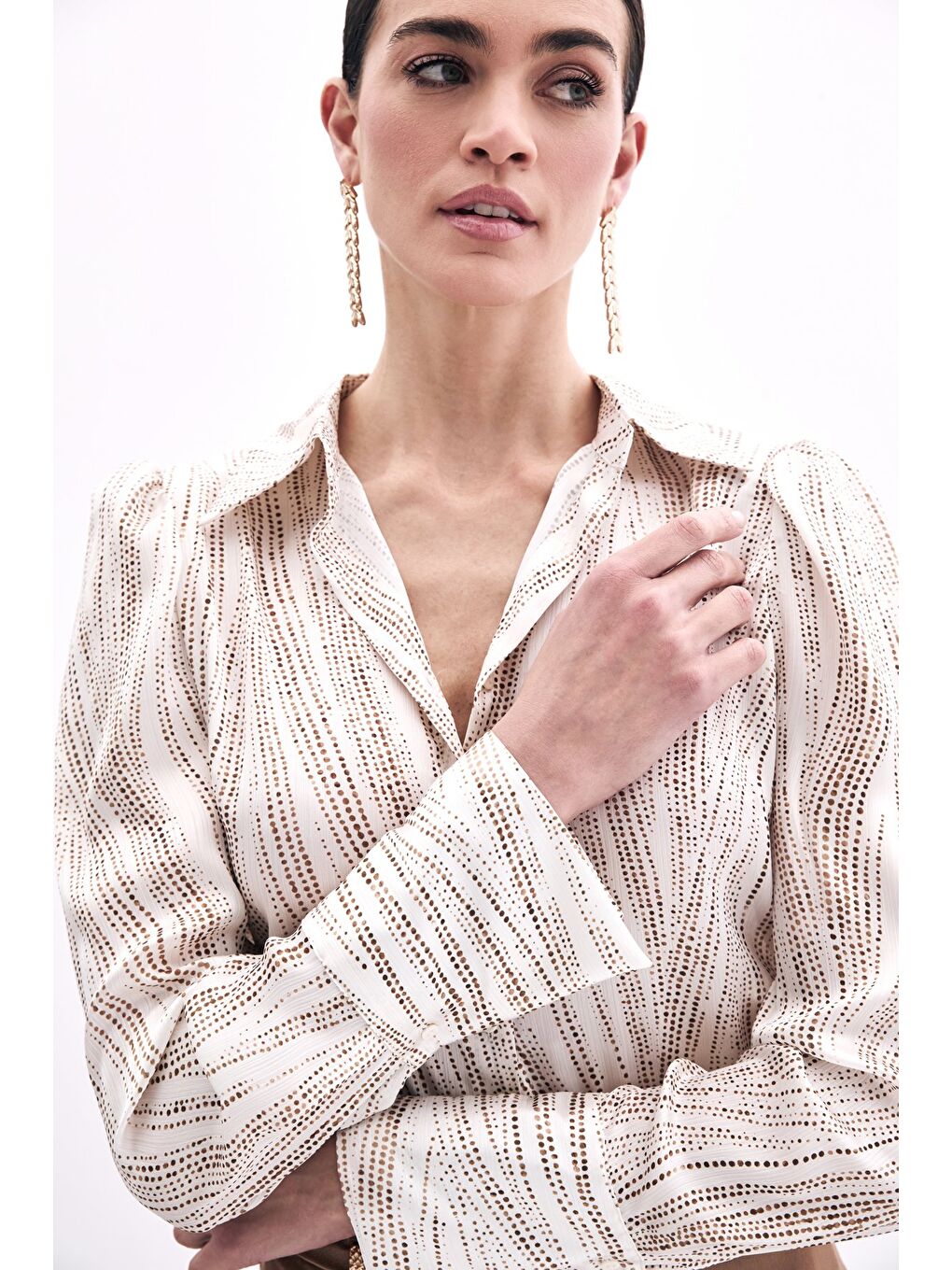 Geniş Manşetli Gömlek - Ekru-Camel-4