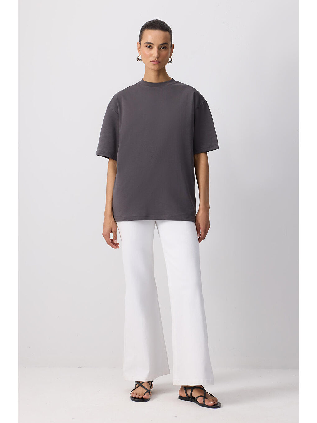 Antrasit %100 Pamuklu Kısa Kollu T-Shırt