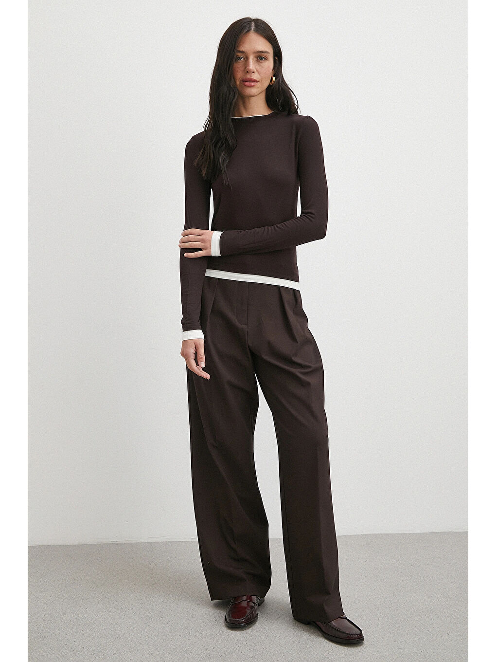 Karışık Garnili Bisiklet Yaka Bluz Kahve-1