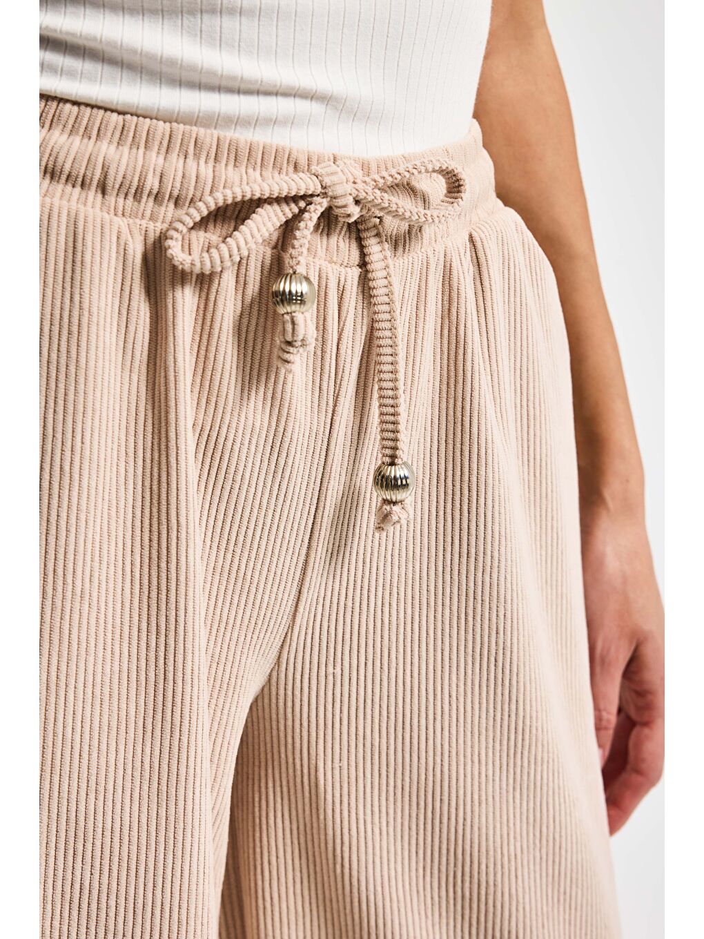 Bej Kadın Taş Renk Palazzo Fit Fitilli Kadife Kumaş Yürüyüş Pantolonu-2