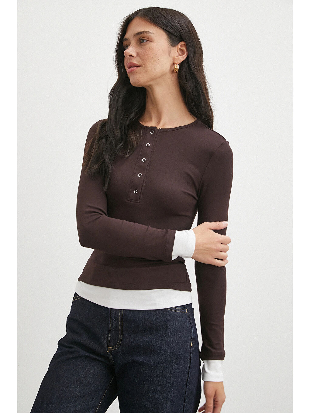 Karışık Garnili Çıtçıtlı Bluz Kahve-2