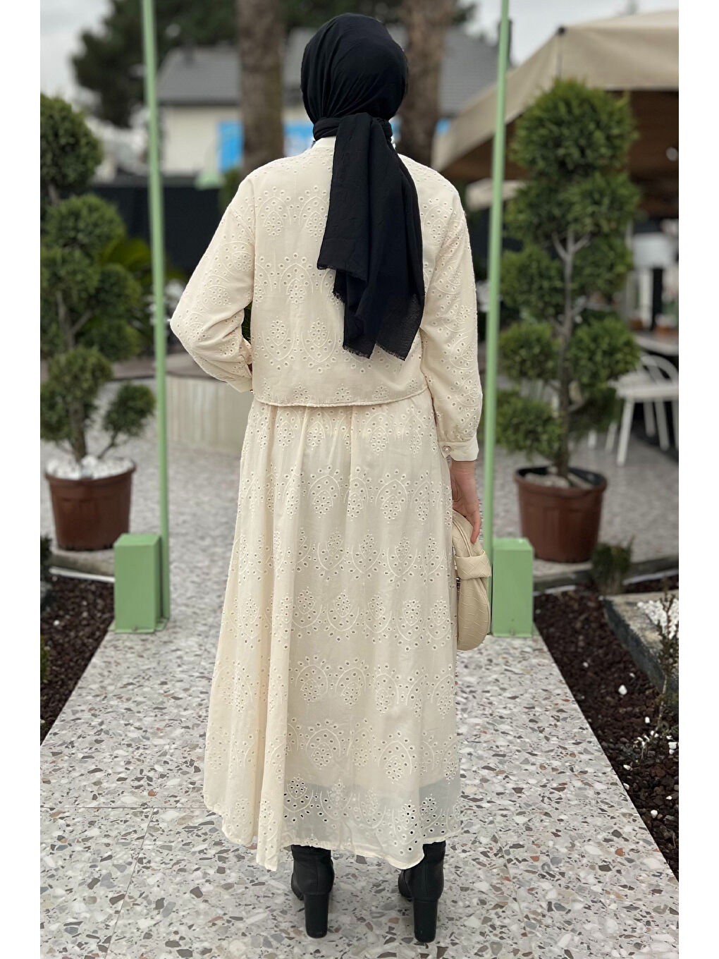 Bej Kadın Taşlı Ve Fistolu Gömlek Etek Tesettür İkili Takım-9