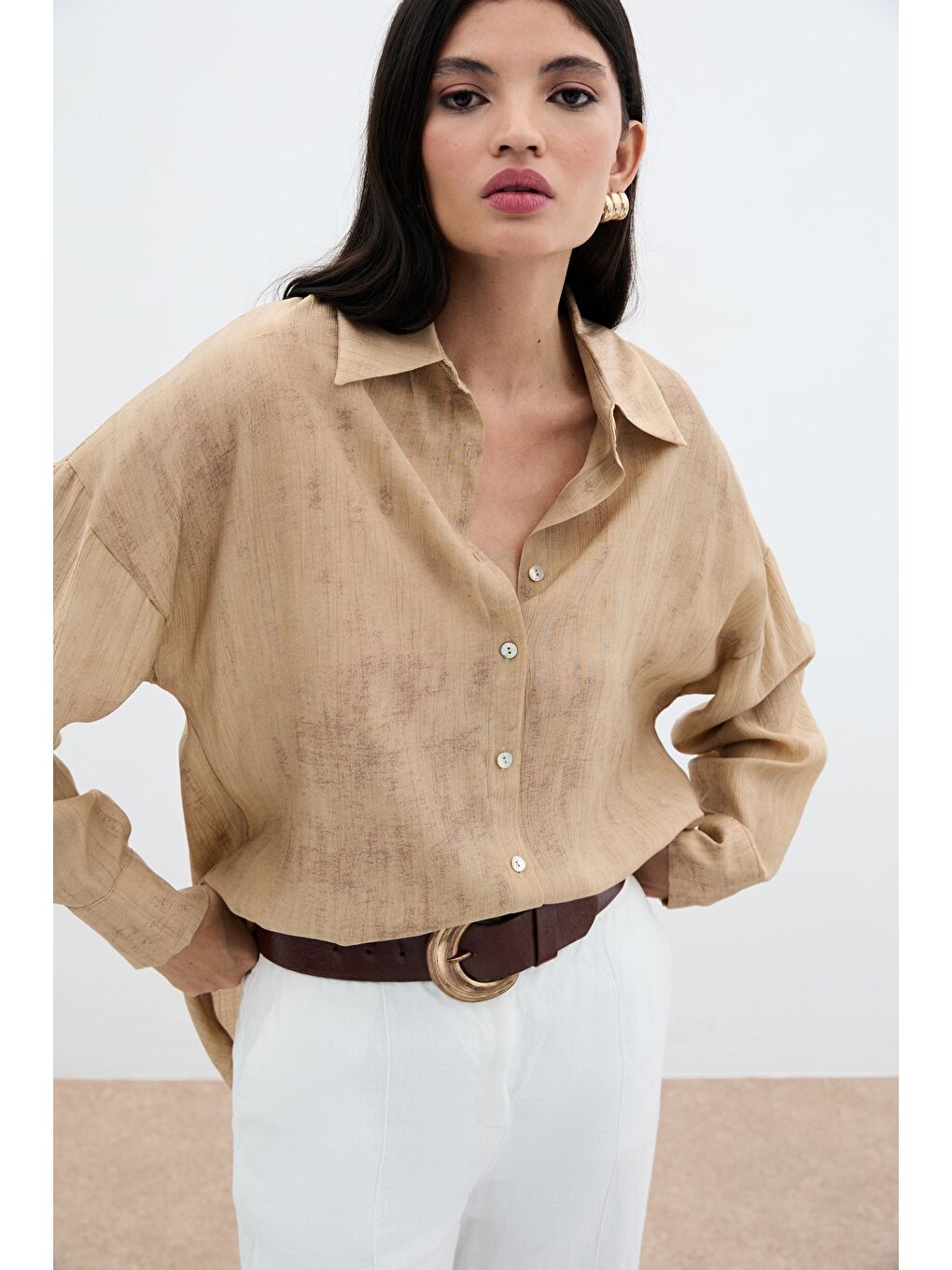 Kahverengi Desenli İnce Salaş Gömlek - Camel-4