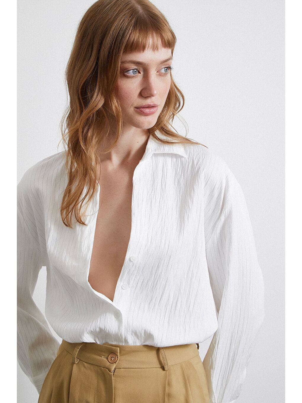 Geniş Manşetli Çizgili Gömlek Beyaz-4