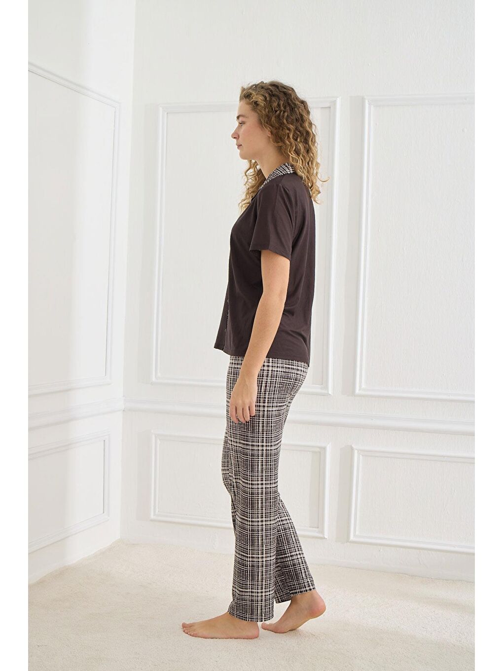 Kadın Desenli Polo Yaka Kısa Kol Pijama Takım | Siyah 30101-582-2