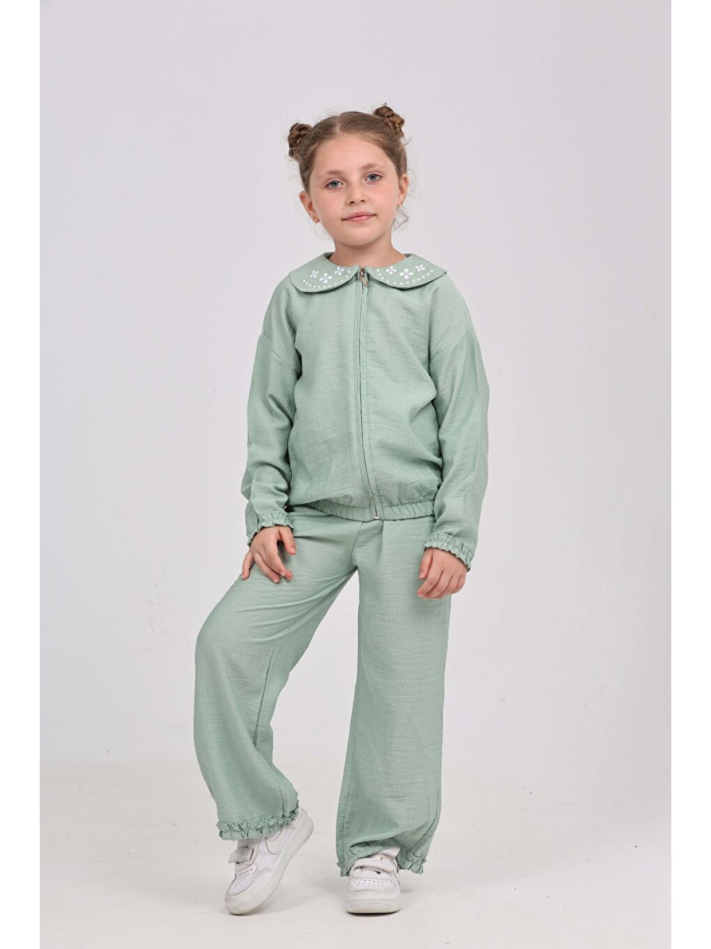 Yeşil Kız Çocuk Yaka Nakışlı Eşofman Takım-1