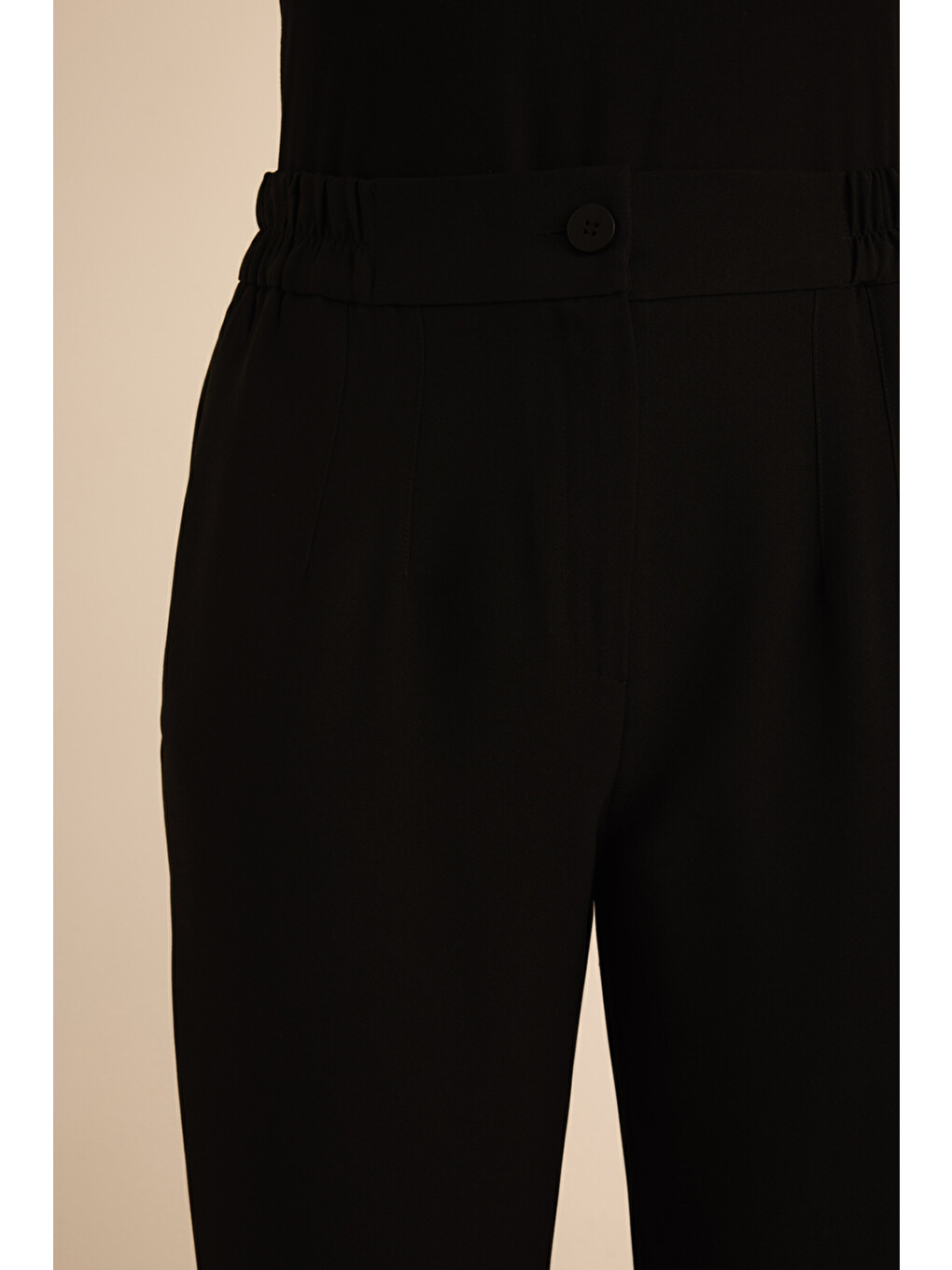 Siyah Beli Lastik Detaylı Krep Pantolon-5