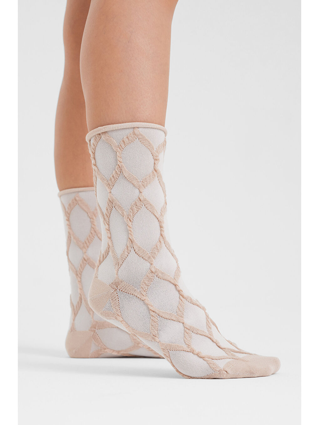 Bej Kabartma Örgü Desenli Modal Lastiksiz Dikişsiz Kadın Soket Çorap 36-41-4