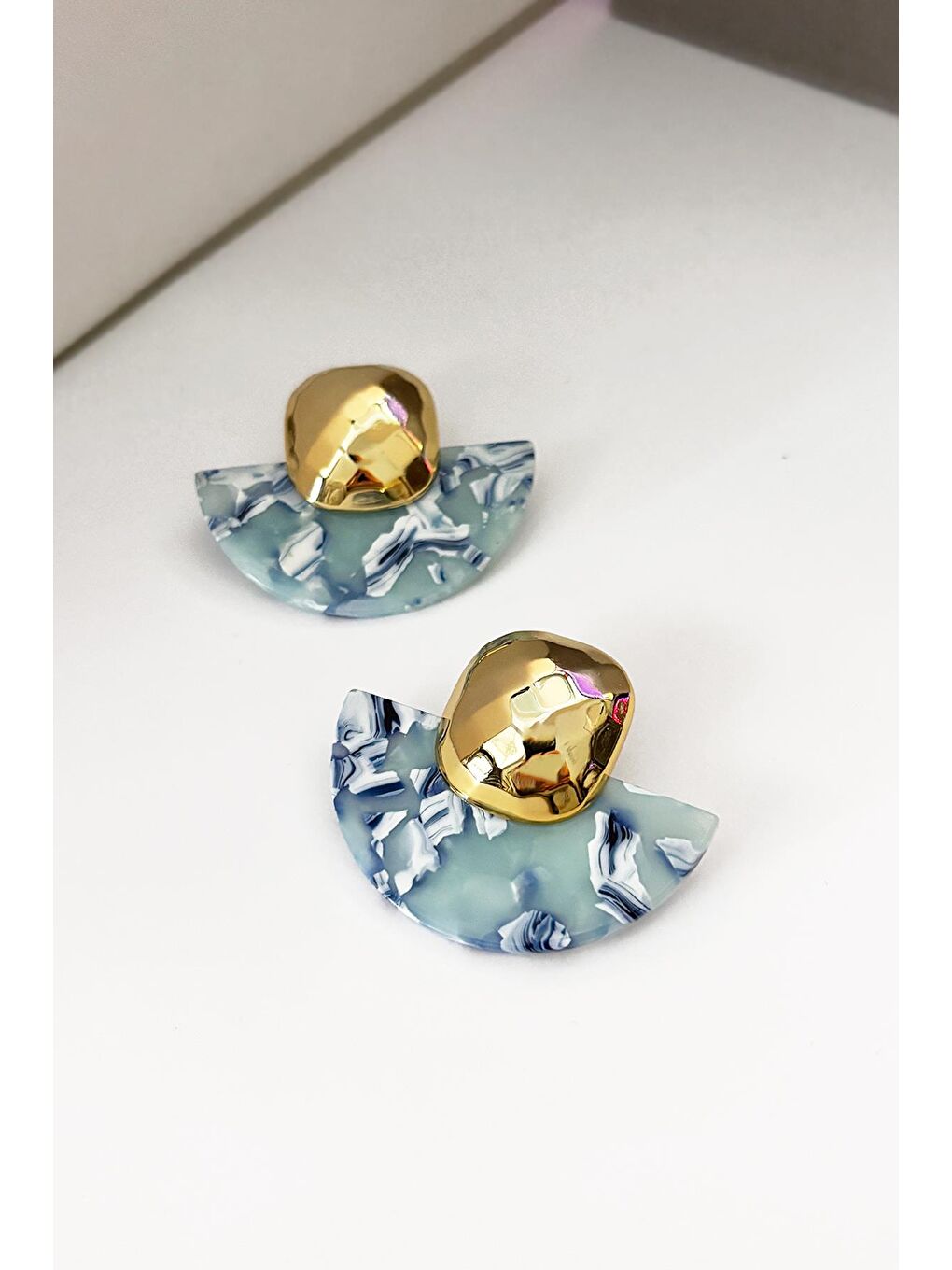 Mavi Renkli Yarım Daire Kadın Küpe-2