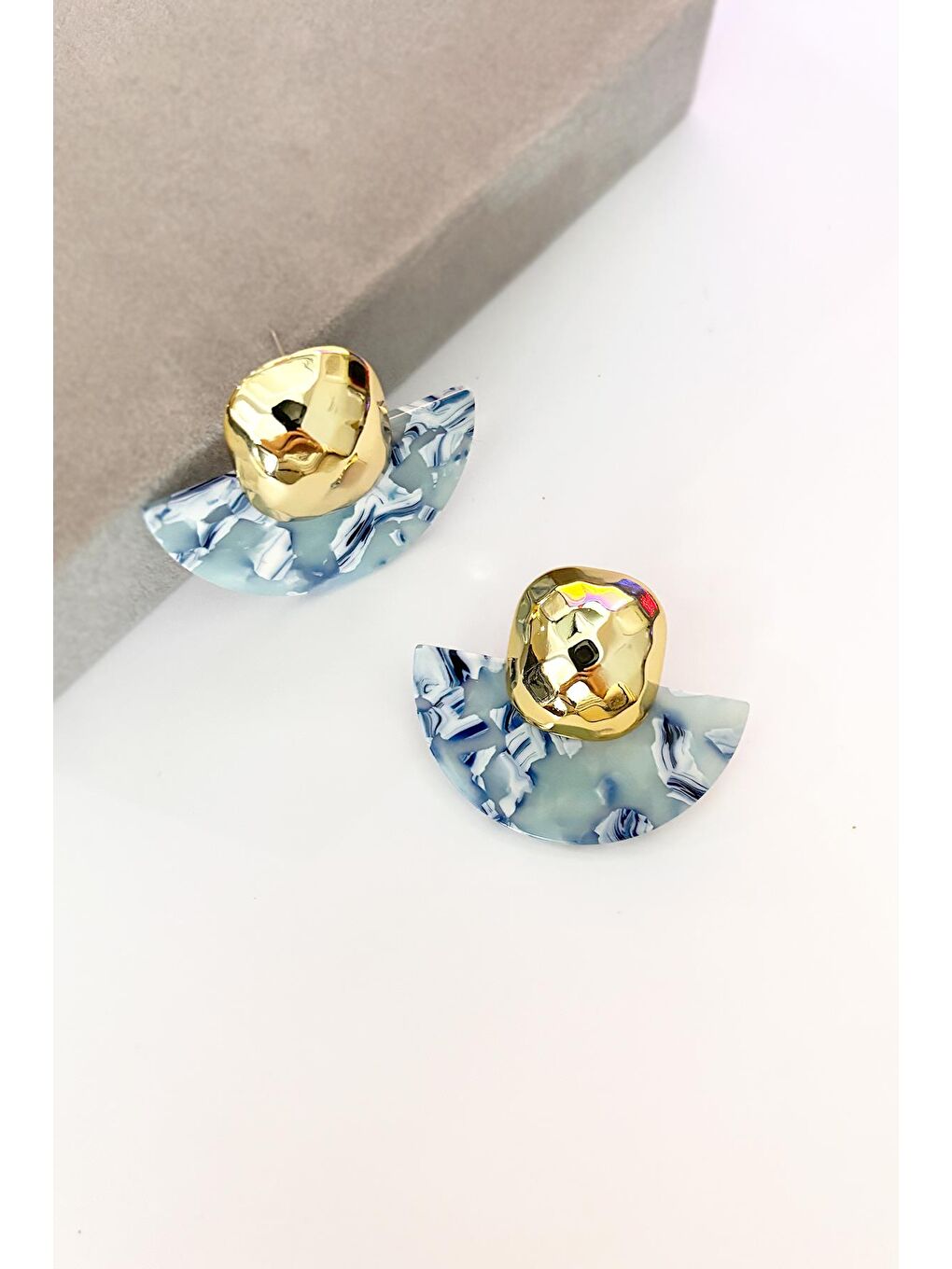 Mavi Renkli Yarım Daire Kadın Küpe-4