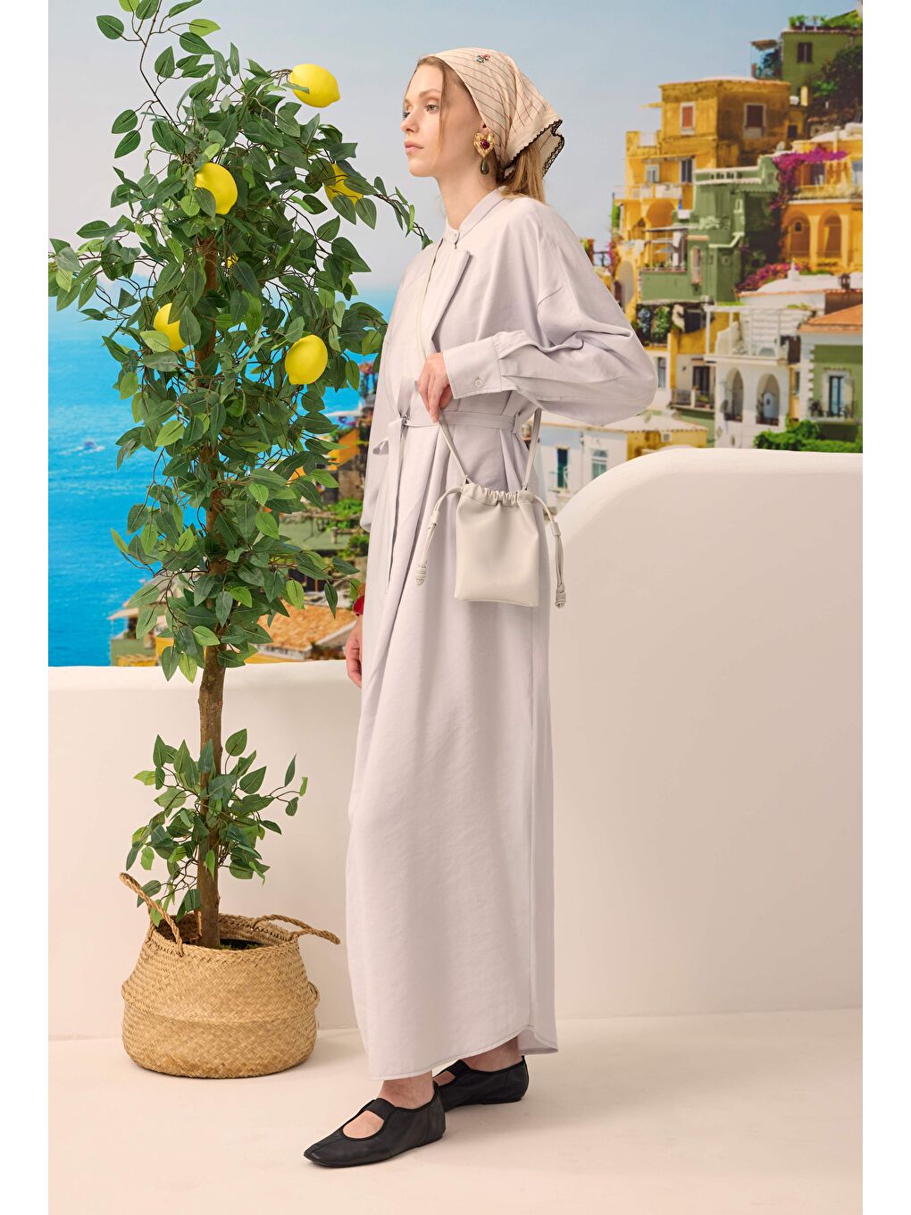 Yakası Geniş Pile Detaylı Elbise Gri-3