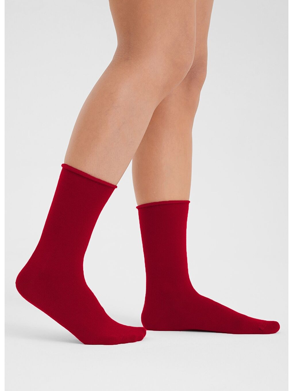 Kırmızı Modal Lastiksiz Dikişsiz Kadın Soket Çorap 36-41-1