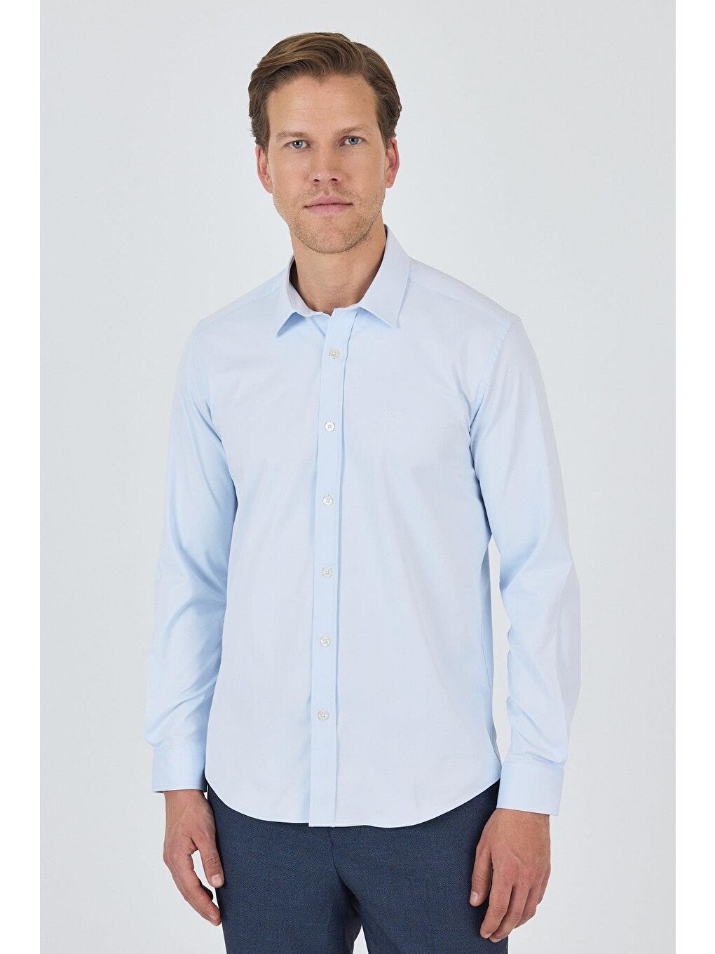 Mavi Uzun Kol Düz Bez Ayağı Sert Yaka Cepsiz Pamuklu Classic Slim Fit Gömlek 1004250211