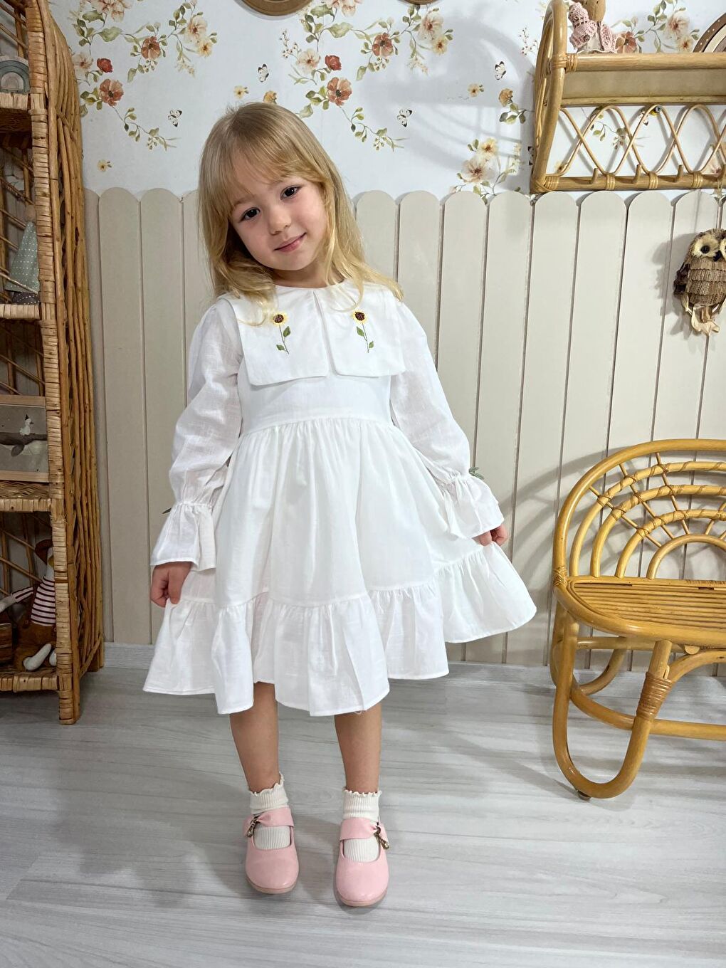Karışık Kız Çocuk Pamuklu Beyaz Nakış Detaylı Uzun Kollu Elbise-2