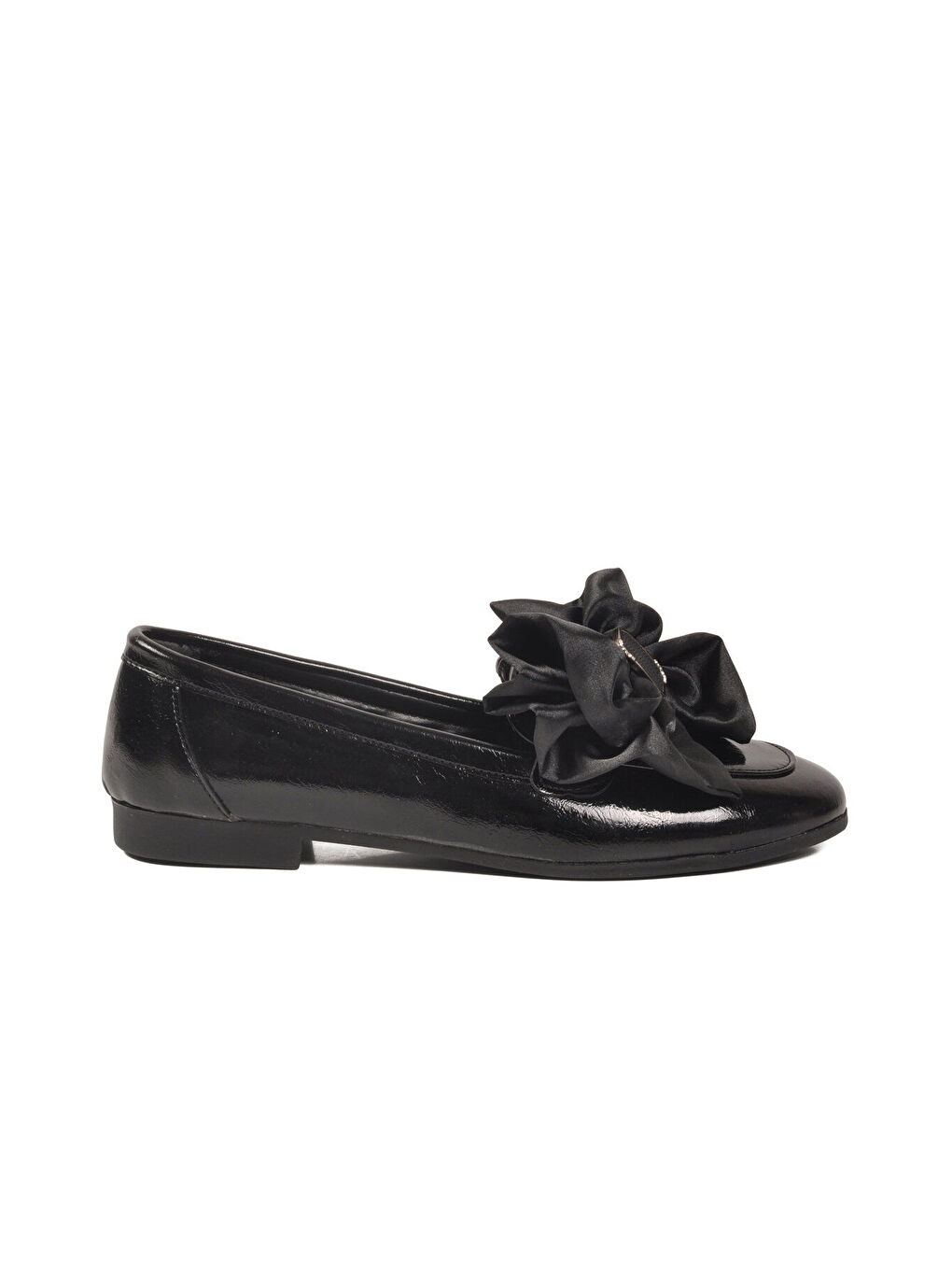 Siyah Hafif Fiyonk Kurdeleli Kadın Babet Ayakkabı 572485 Z-1