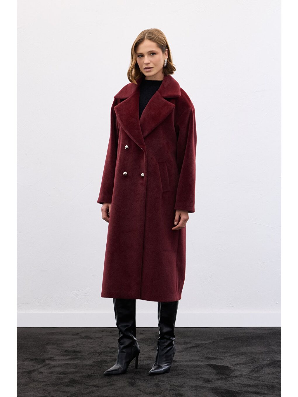 Düğme Detaylı Uzun Kaban - Bordo-2