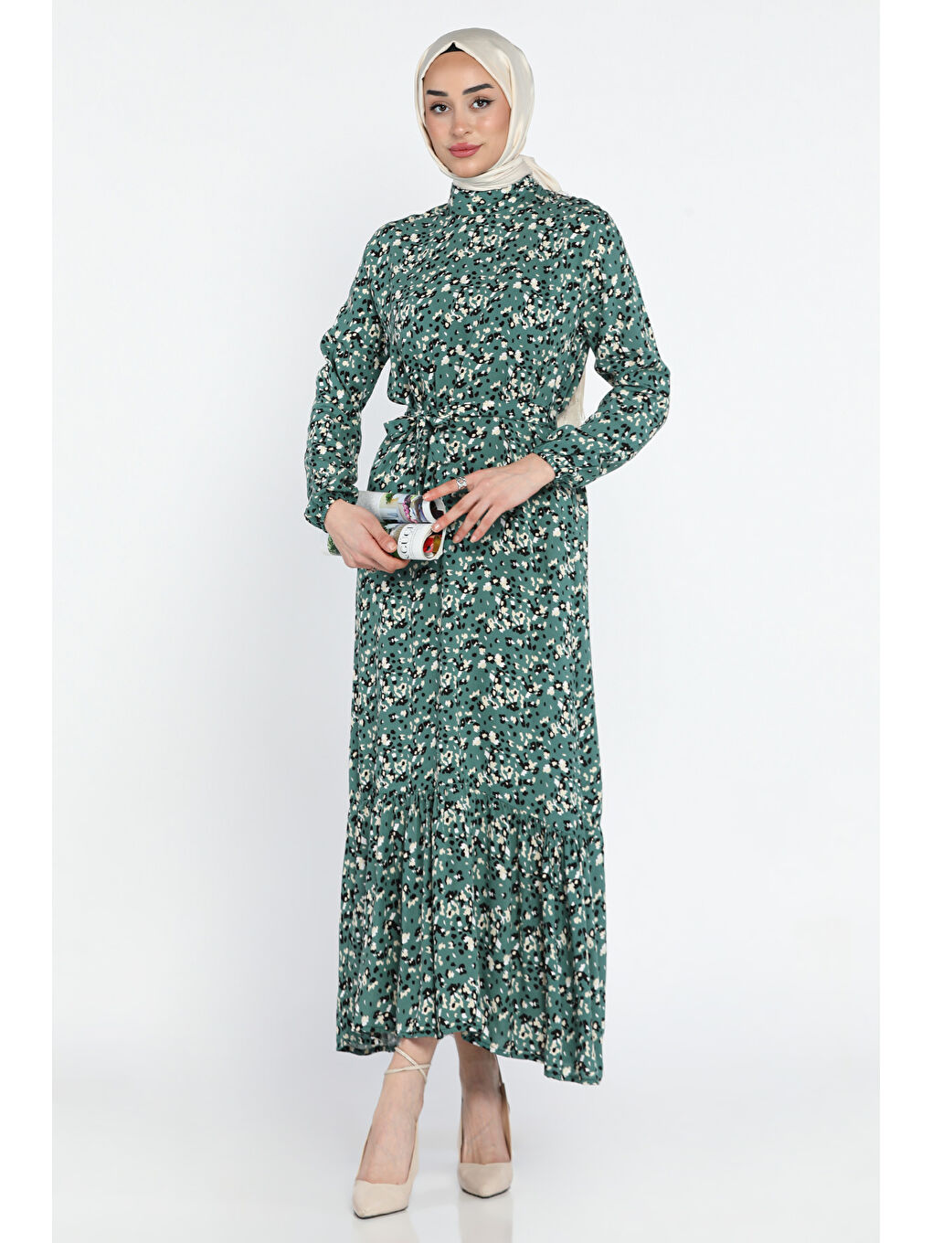 Yeşil Bel Kuşaklı Desenli Viskon Tesettür Elbise