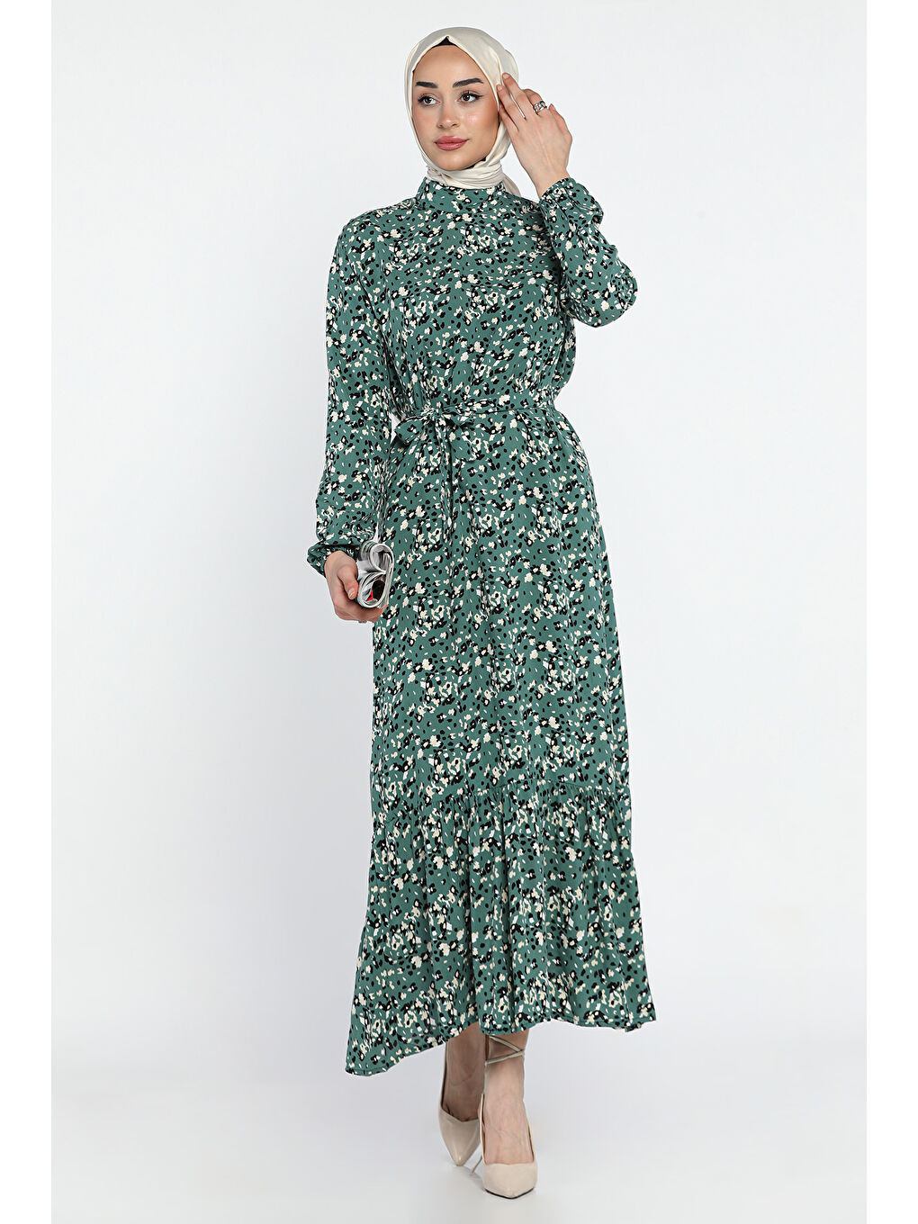 Yeşil Bel Kuşaklı Desenli Viskon Tesettür Elbise-3
