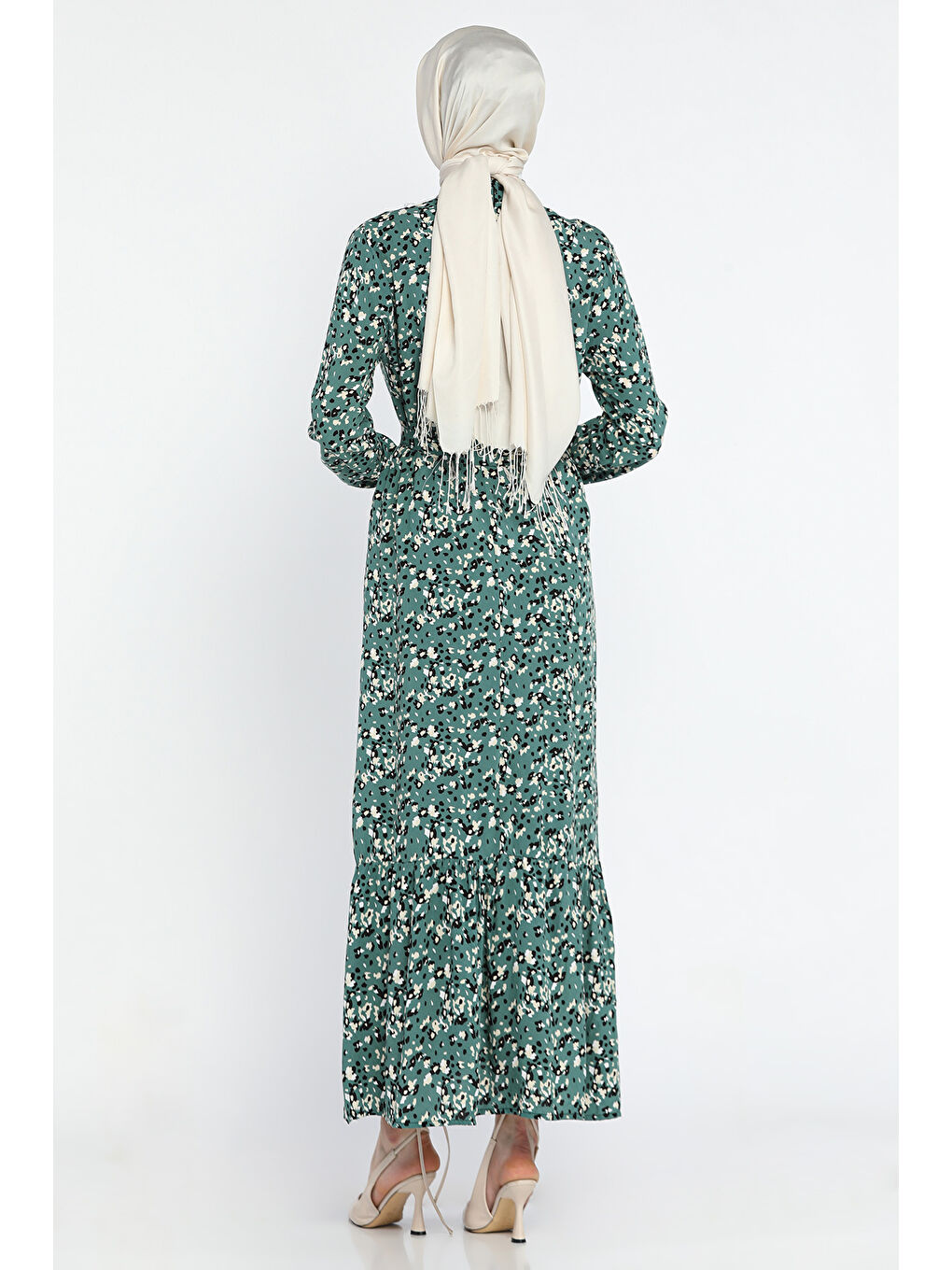 Yeşil Bel Kuşaklı Desenli Viskon Tesettür Elbise-4