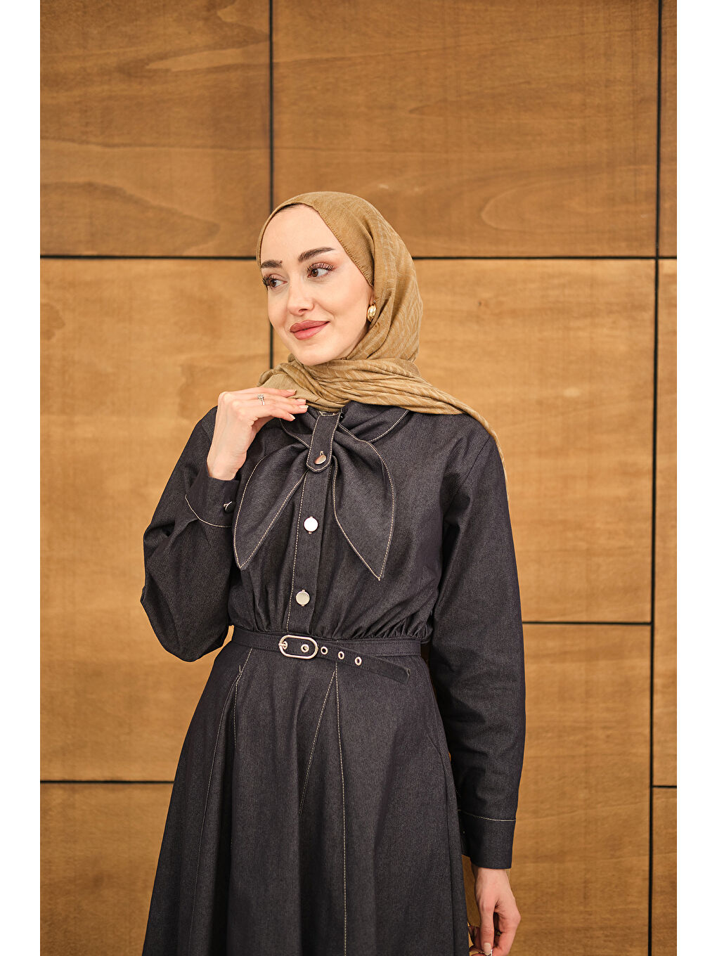 Kadın Süs Dikiş Detay Kemerli Elbise Lacivert-2