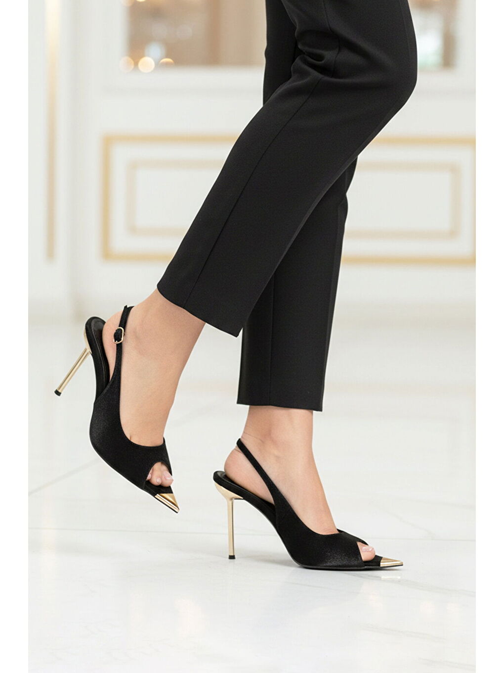 Siyah Saten İnce Uzun Topuklu Kadın Abiye Ayakkabı 618512 Z-2