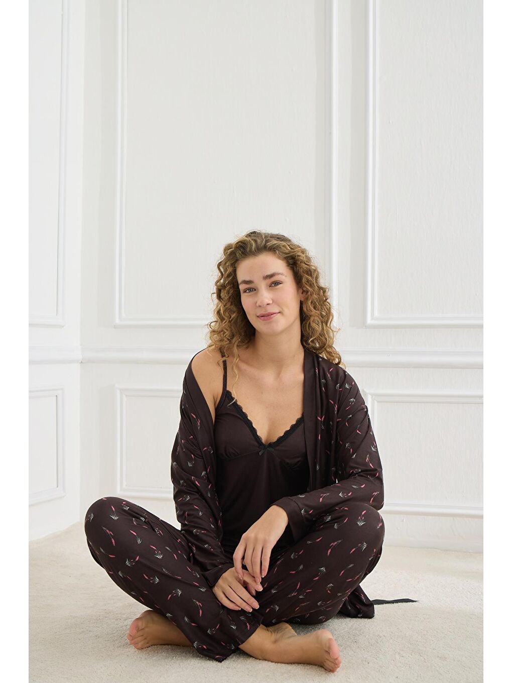 Kadın Desenli İp Askılı Sabahlıklı 3'Lü Pijama Takım | Siyah 30201-952-1