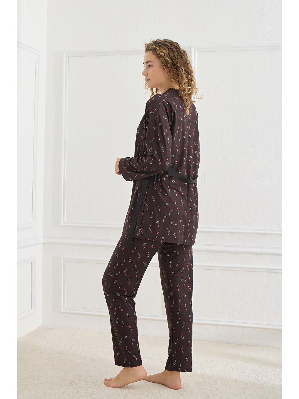 Kadın Desenli İp Askılı Sabahlıklı 3'Lü Pijama Takım | Siyah 30201-952-2