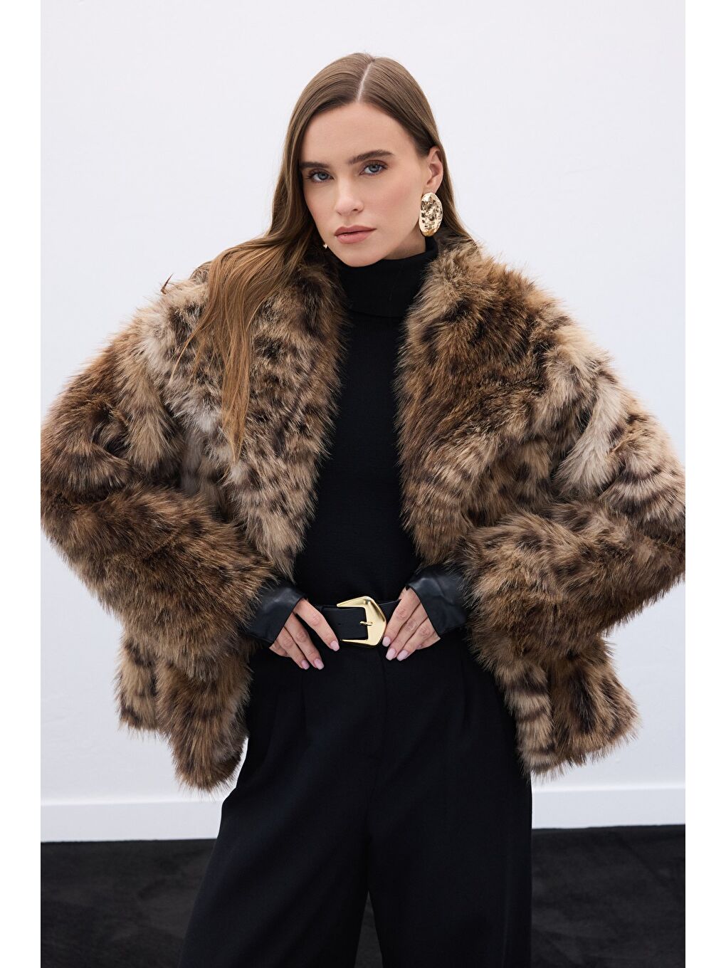 Siyah Leopar Desenli Kürk - Leopar-3