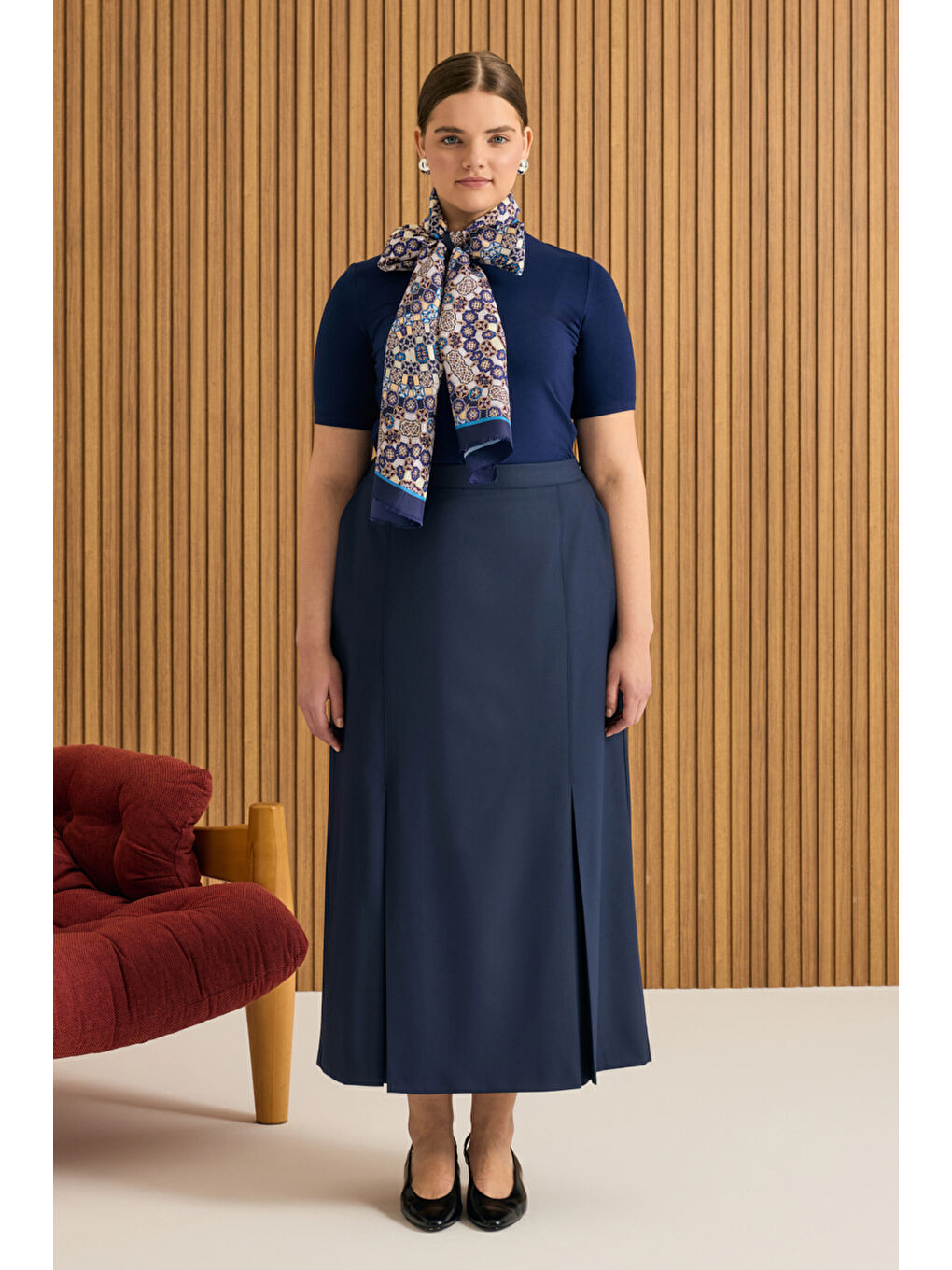 Lacivert Etek Ucu Pili Detaylı Etek-2