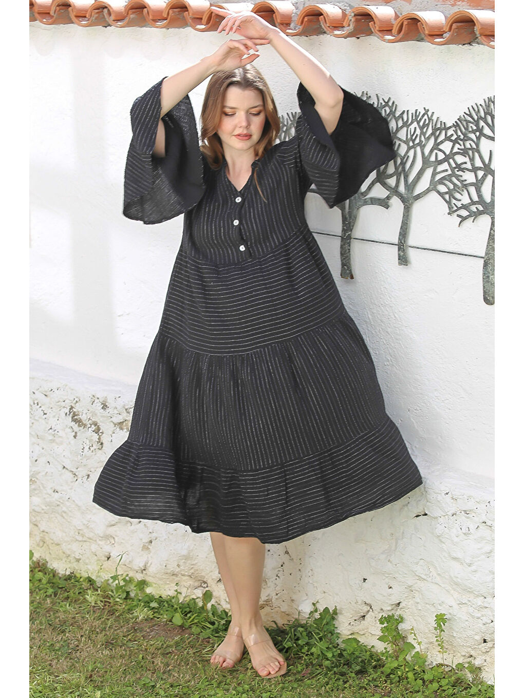 Siyah Hakim Yaka İspanyol Kol Çizgili Yıkamalı Etek Ucu Fırfırlı Casual Dokuma Elbise 125 53-4