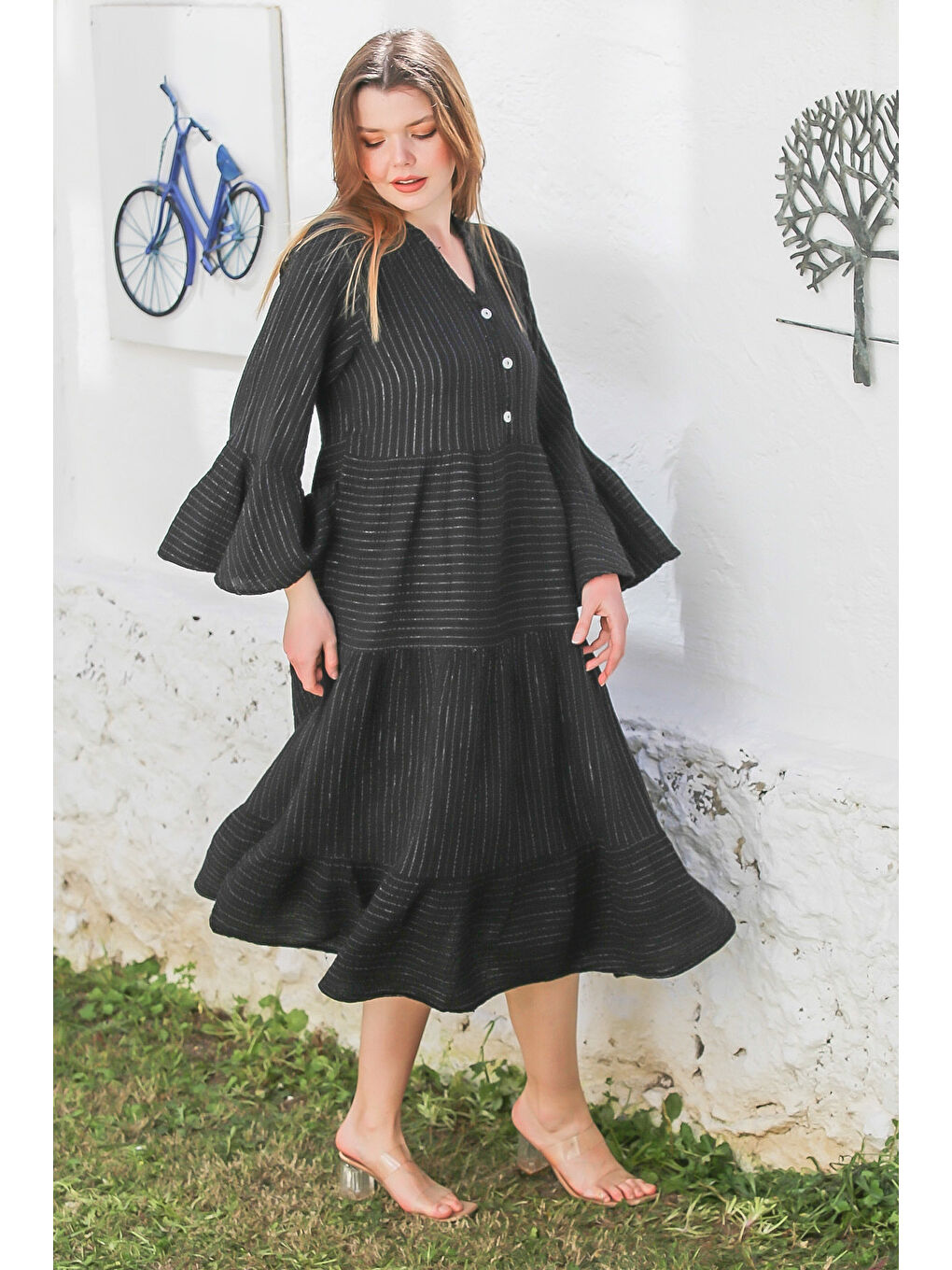 Siyah Hakim Yaka İspanyol Kol Çizgili Yıkamalı Etek Ucu Fırfırlı Casual Dokuma Elbise 125 53-6