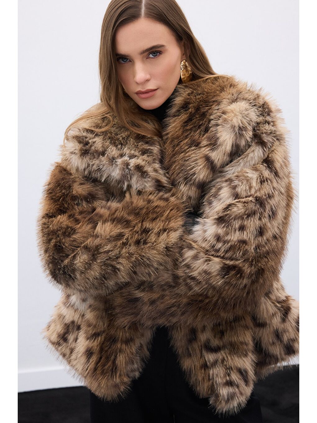 Siyah Leopar Desenli Kürk - Leopar-6