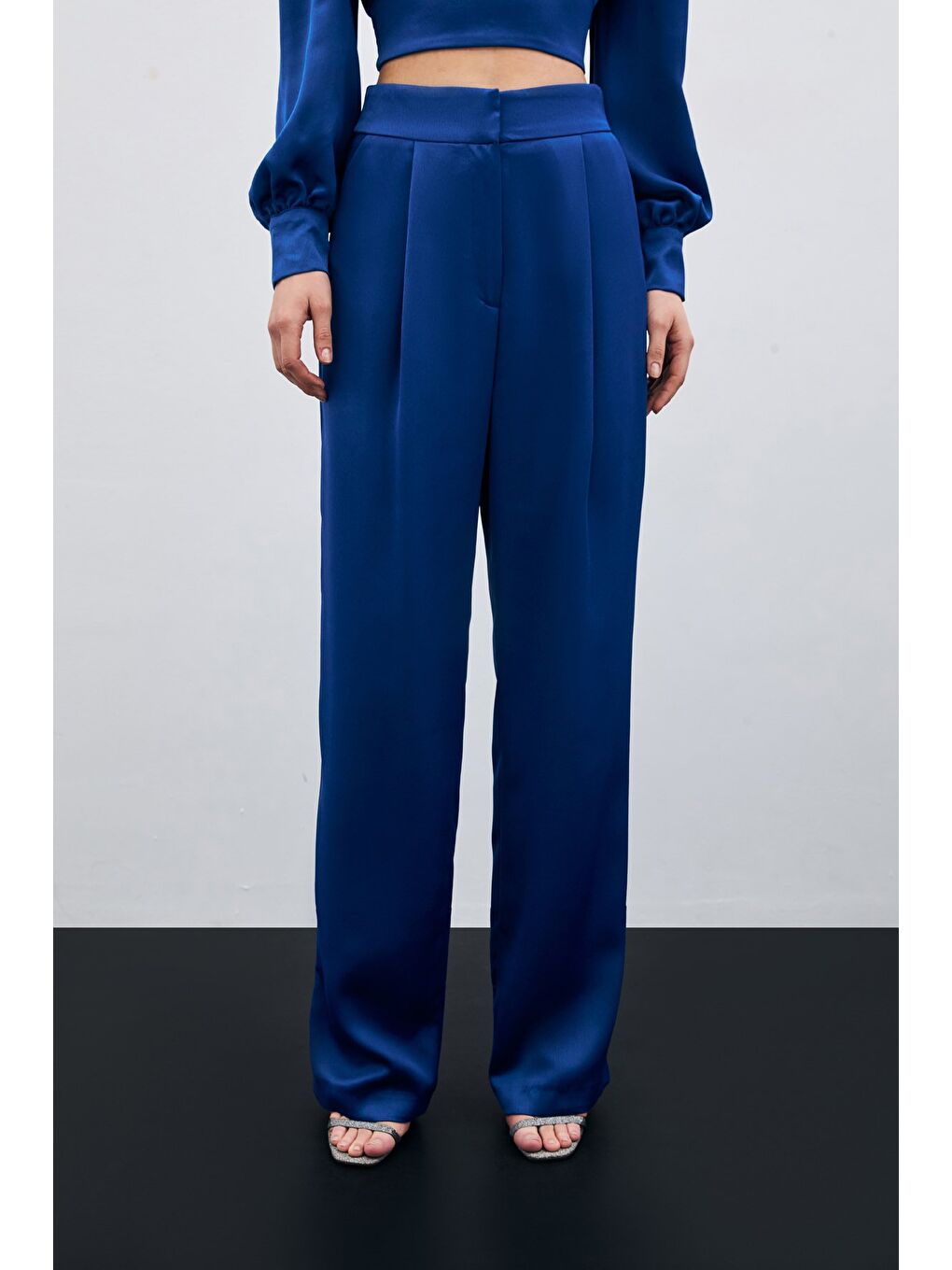 Pileli Saten Krep Pantolon - İndigo-4