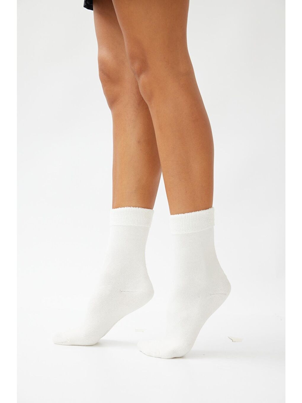 Kadın Ekru Renkli Havlu Soket Çorap-1