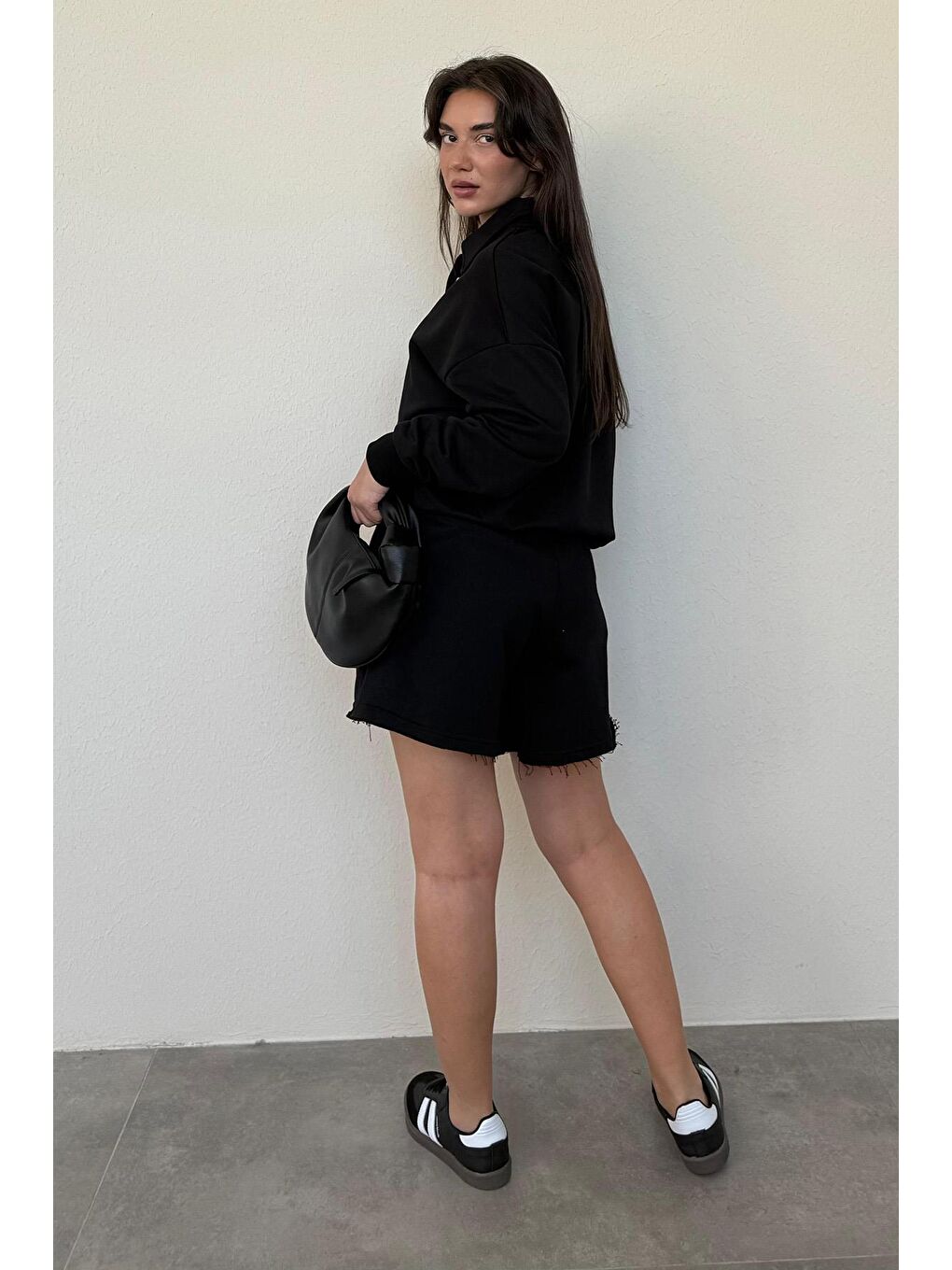 Siyah Polo Yaka Kadın Şort Sweatshirt Takım Mg2375-1